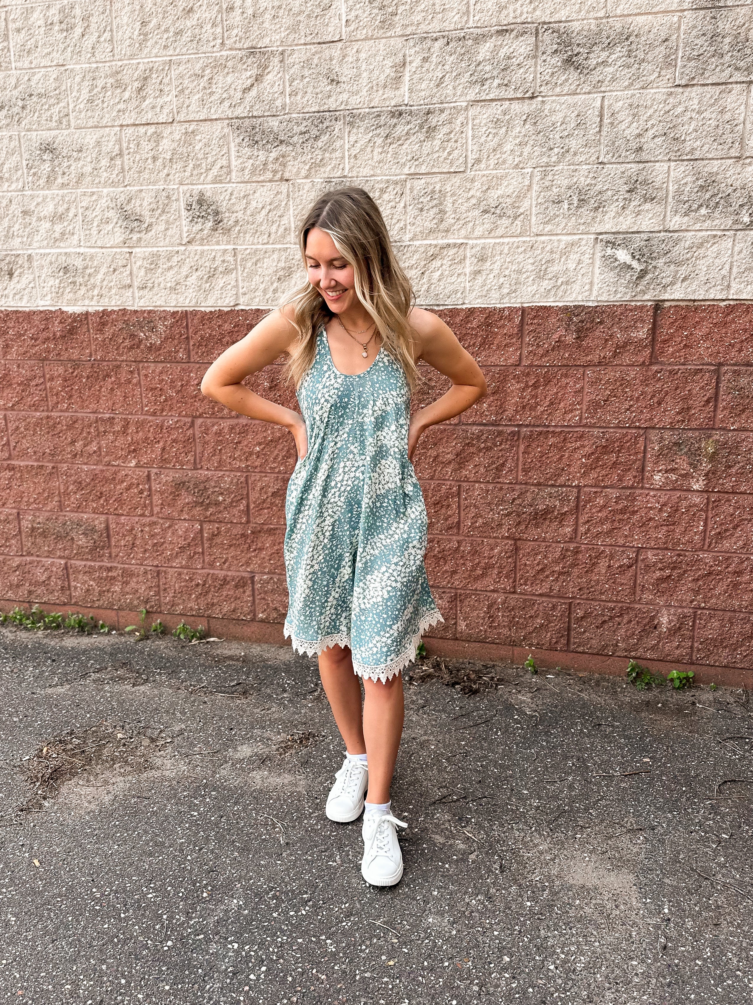 Mainstream Boutique Stillwater Women’s Lace Hem Swing Dress