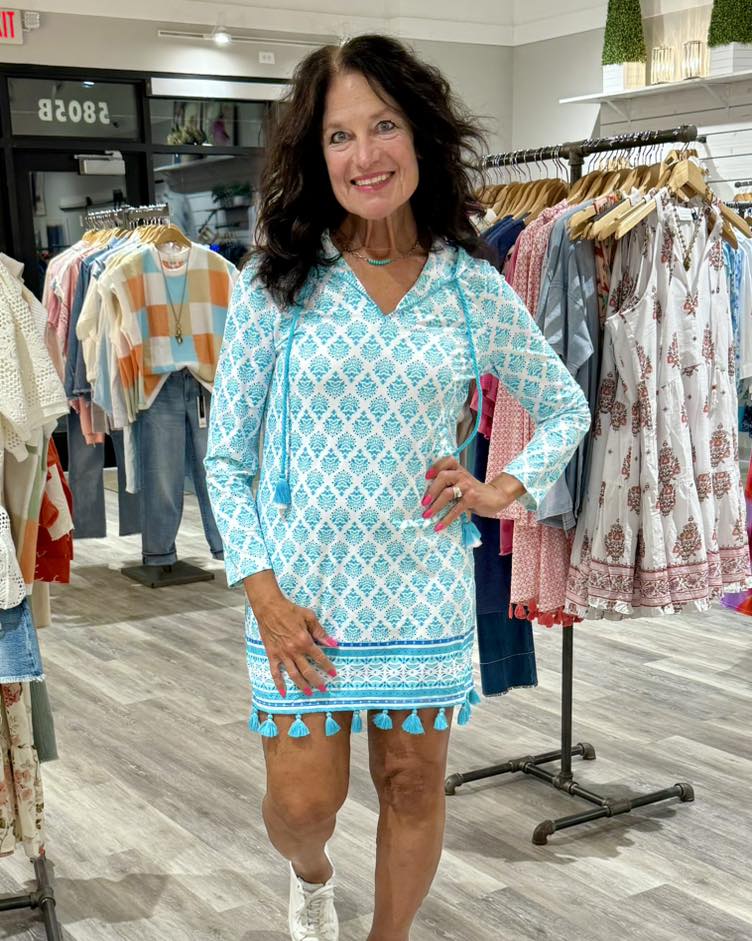 Amalfi Coast Coverluxe Hooded Cover Up
80% Nylon/20% Spandex