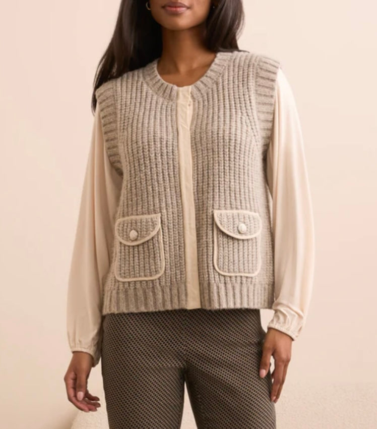 Sleeveless Vest with Pockets