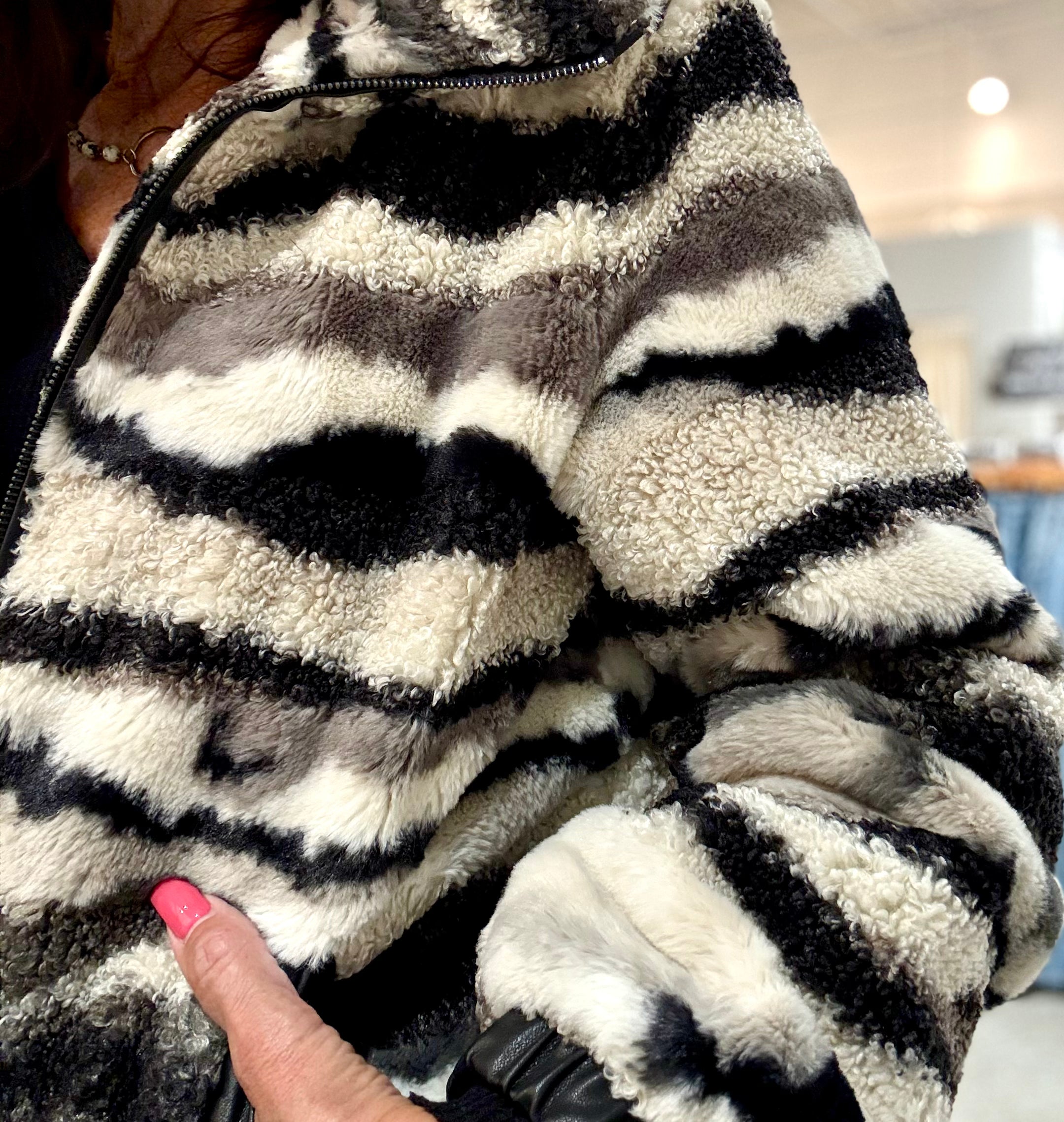 Lined Zip Up Jacket with Pockets