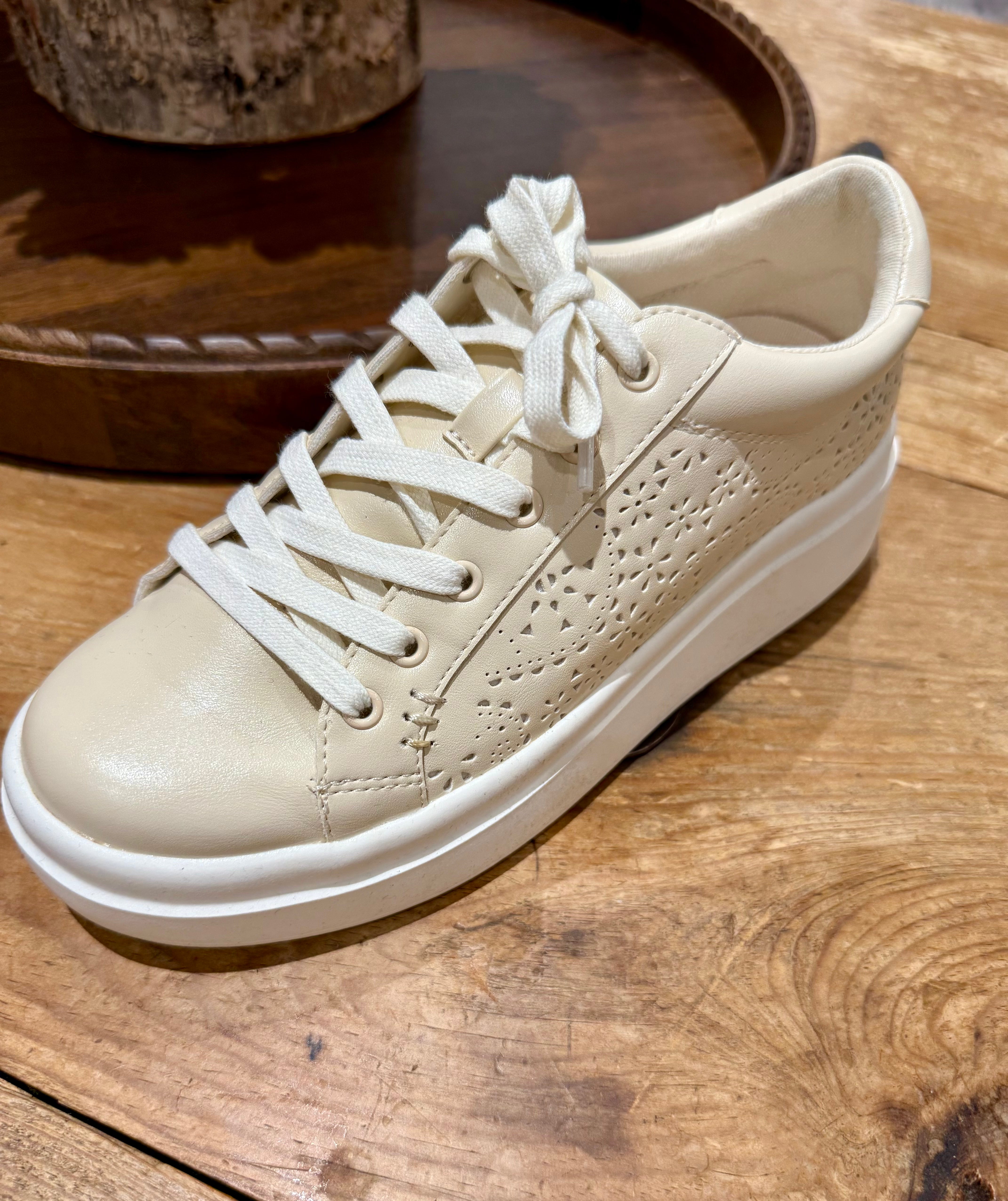 Everlie Lazer Cut Platform Sneaker