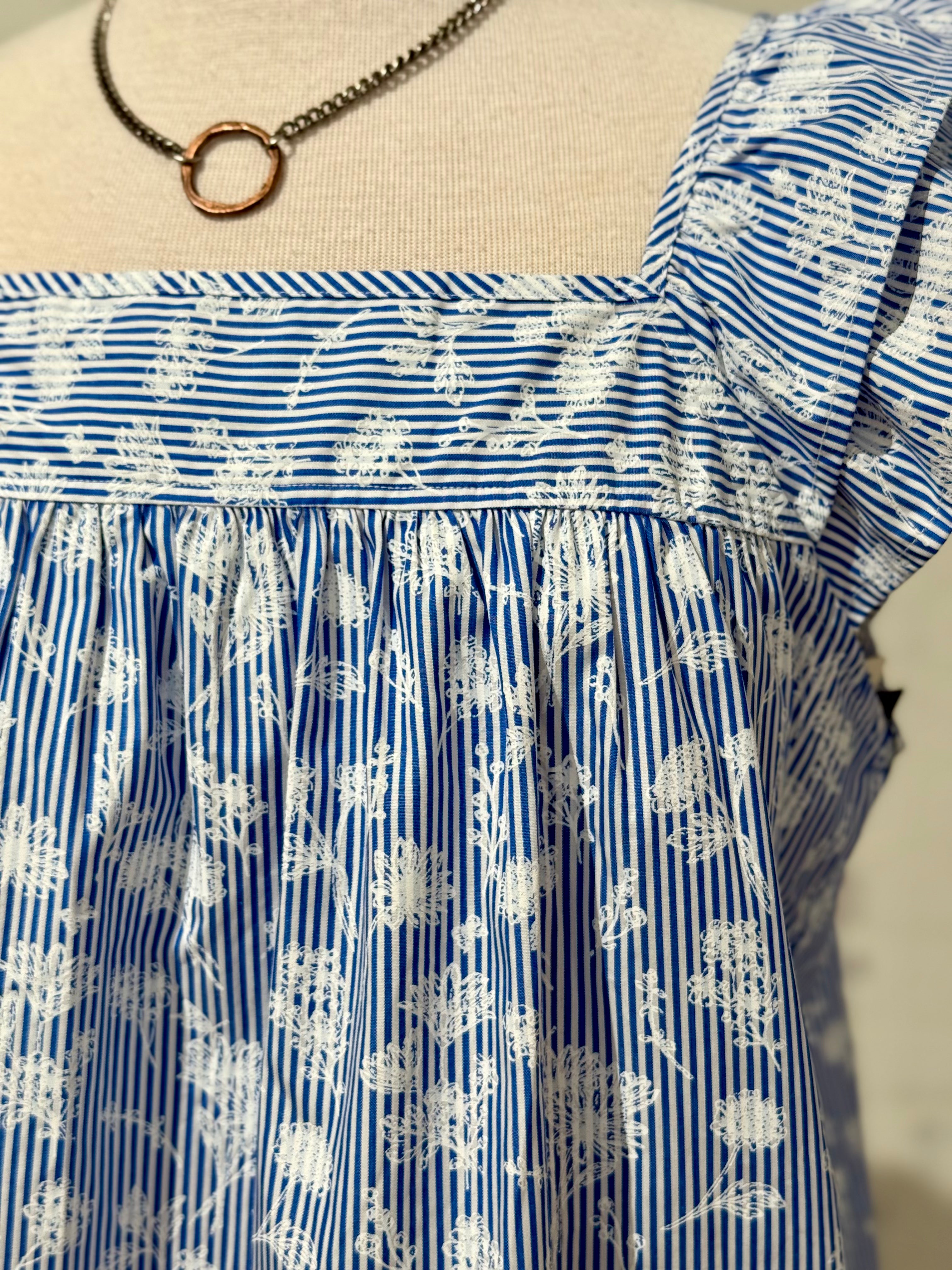 Flutter Sleeve Square Neck Top- close up