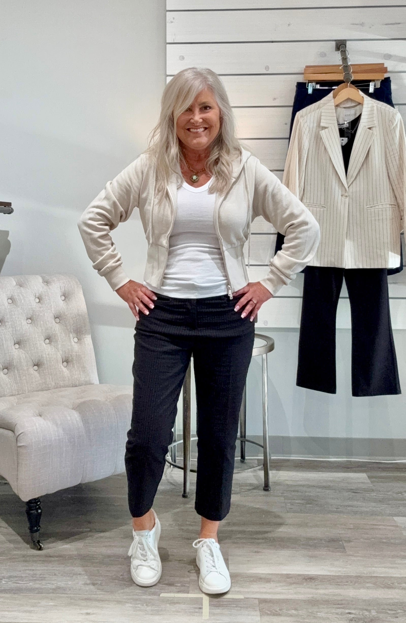 Capri Pant Lulu B SSR1641- Black