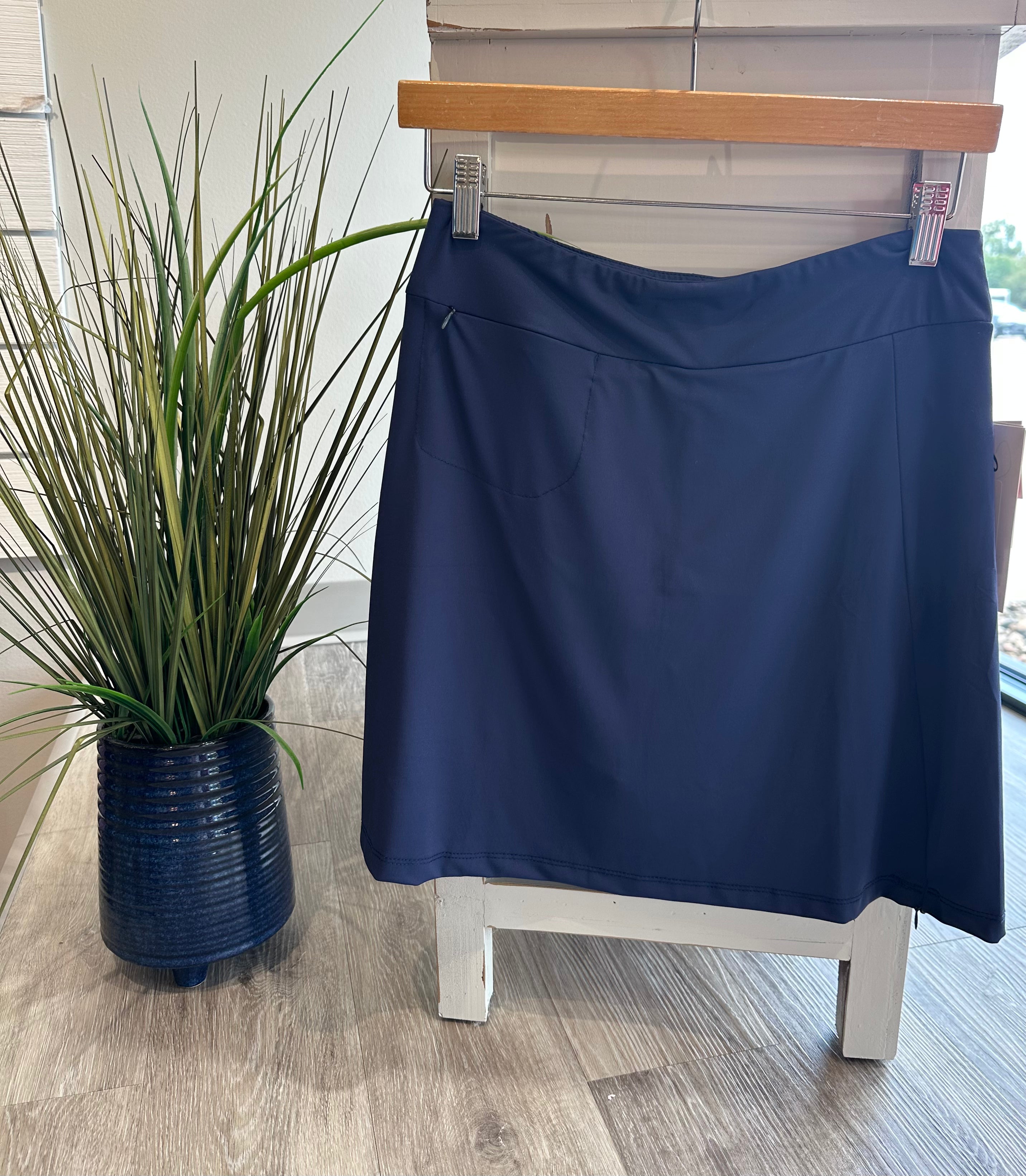 Solid Skort With Zip Pocket- Navy