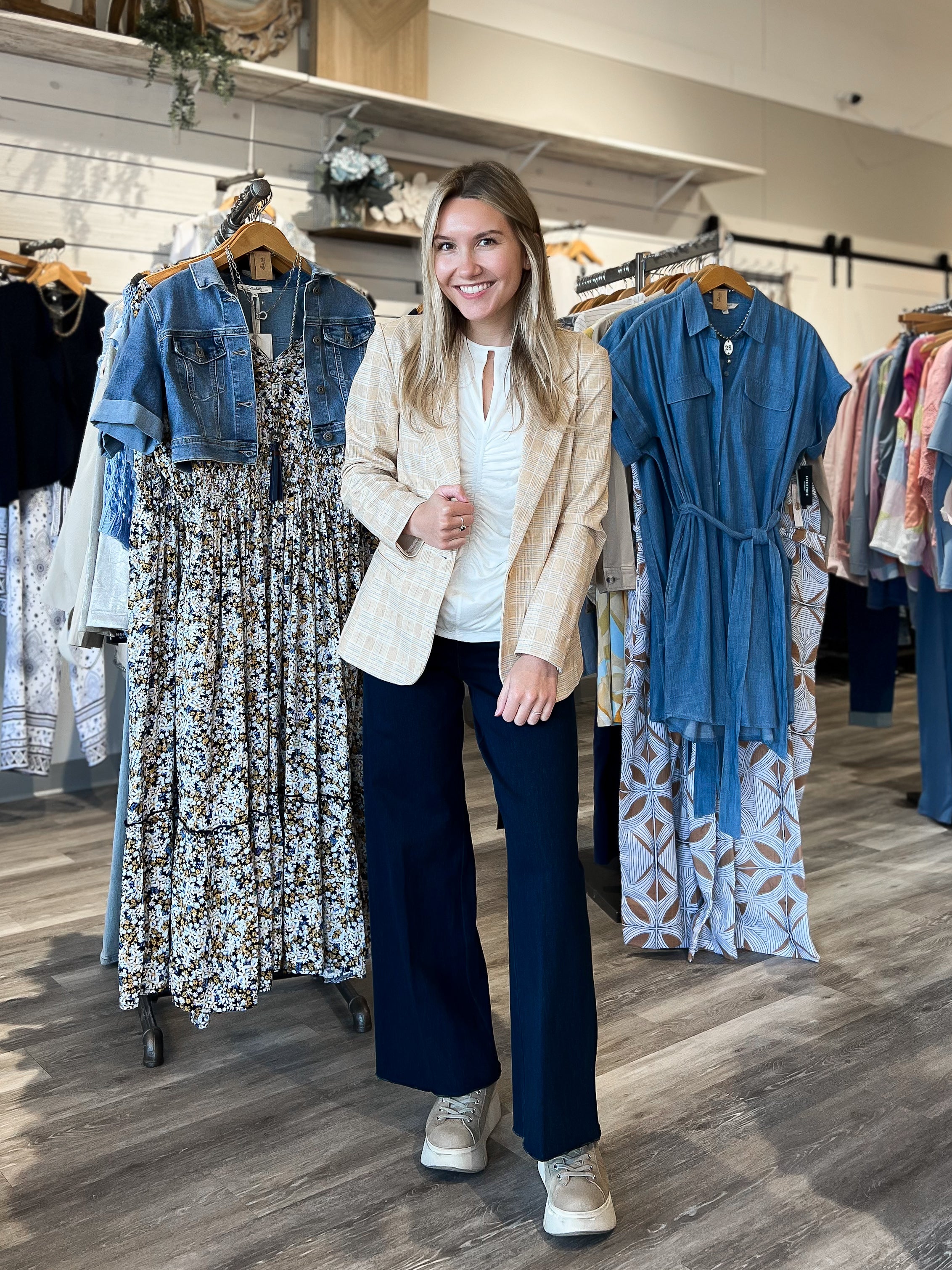 Mainstream Boutique Stillwater Women’s Slim Fit Blazer