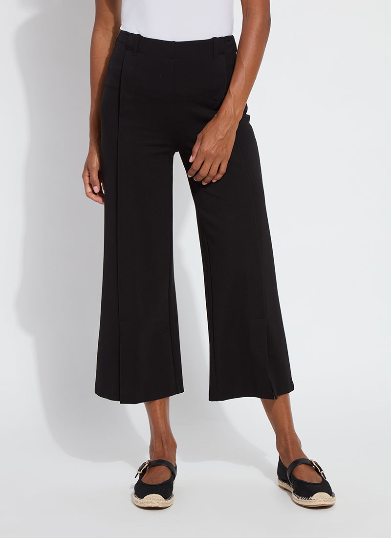 Kori Pleat detail Crop Pant- black
