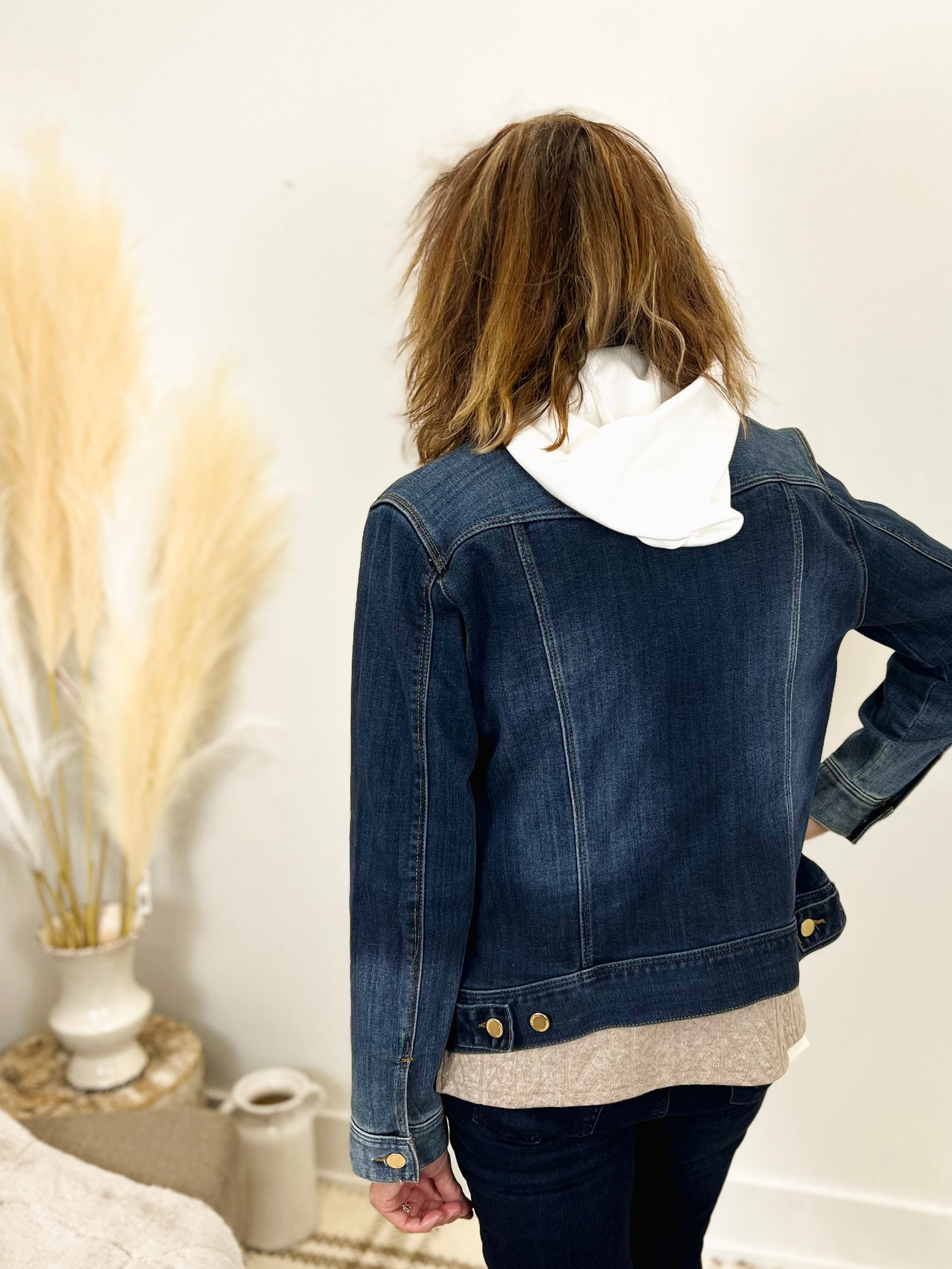 Mainstream Boutique Stillwater, Classic Jean Jacket with Light Distressing