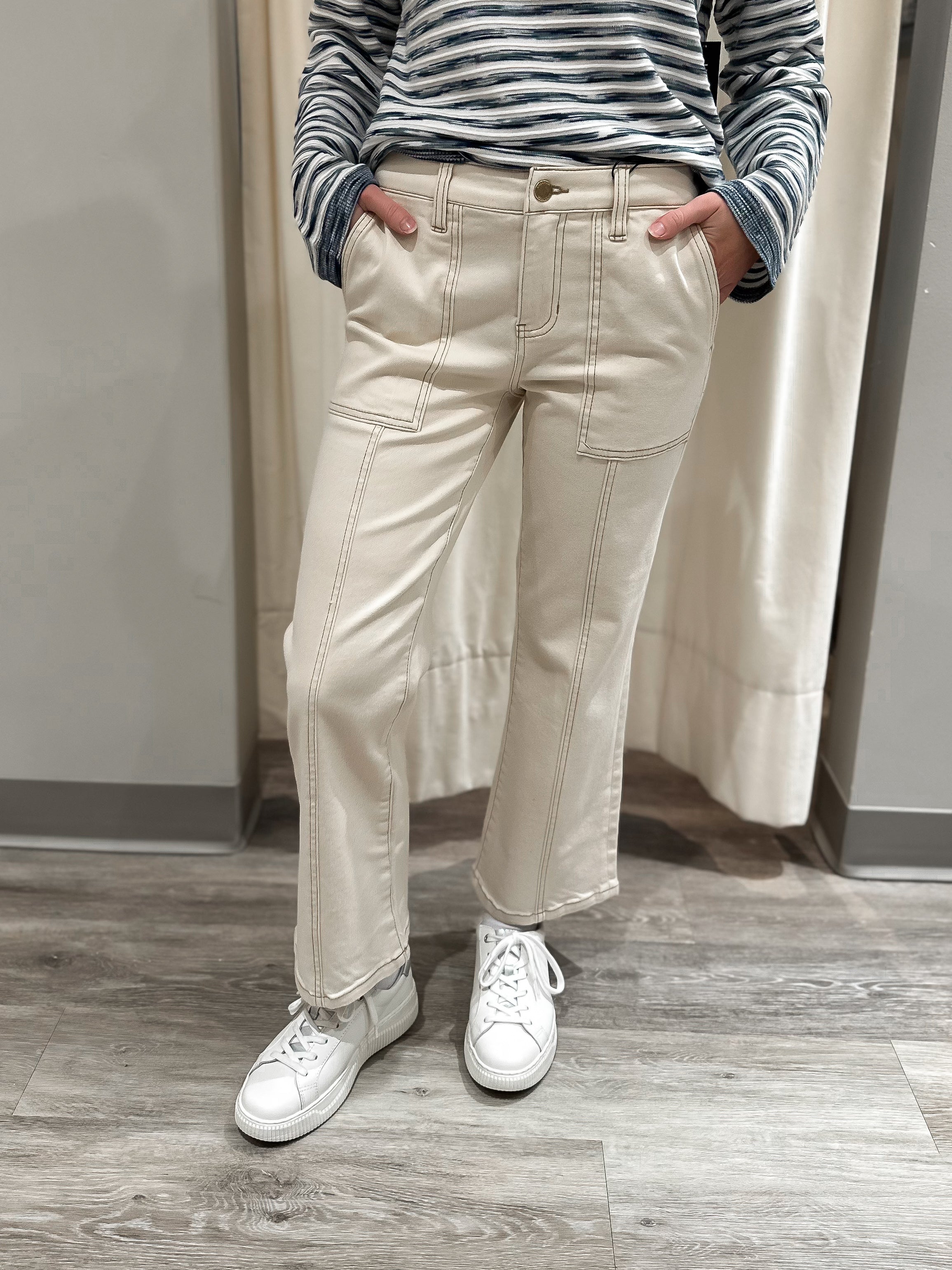 Mainstream Boutique Stillwater Women's Crop Utility Kick Flare Pant