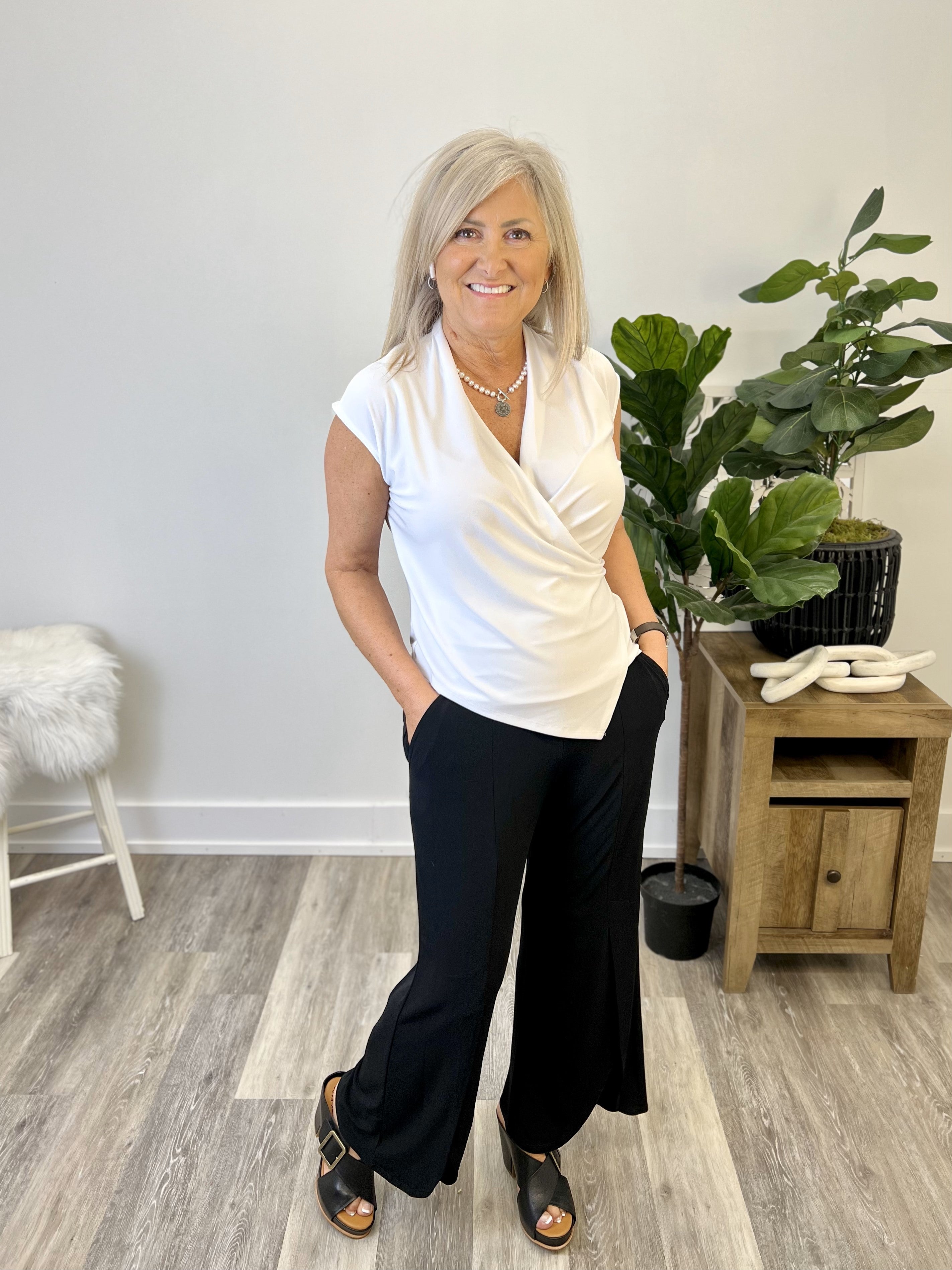 Mainstream Boutique Stillwater Women’s Soft Slit Front Ankle Pant