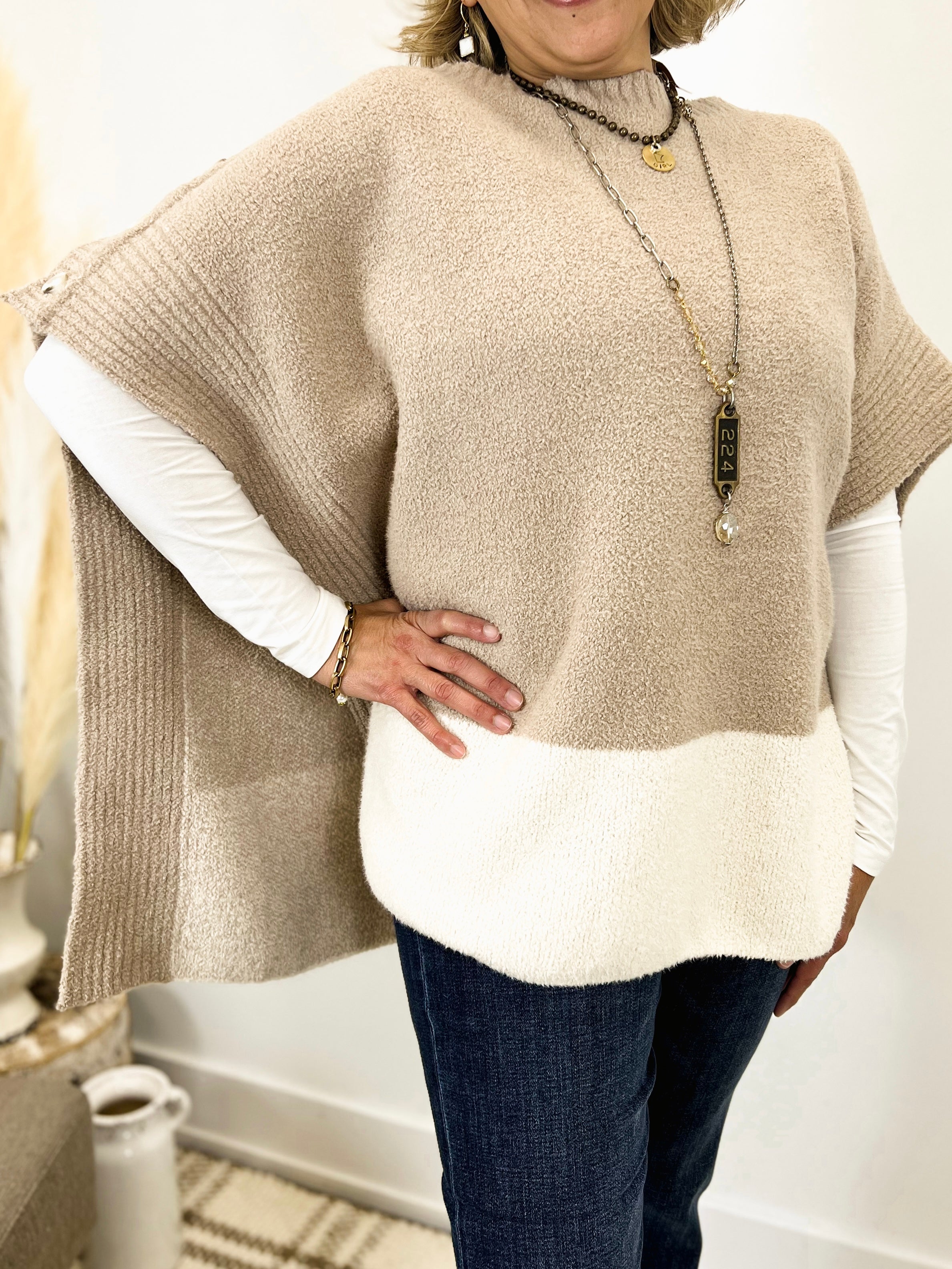Mainstream Boutique Stillwater Fall Poncho with Button Detail
