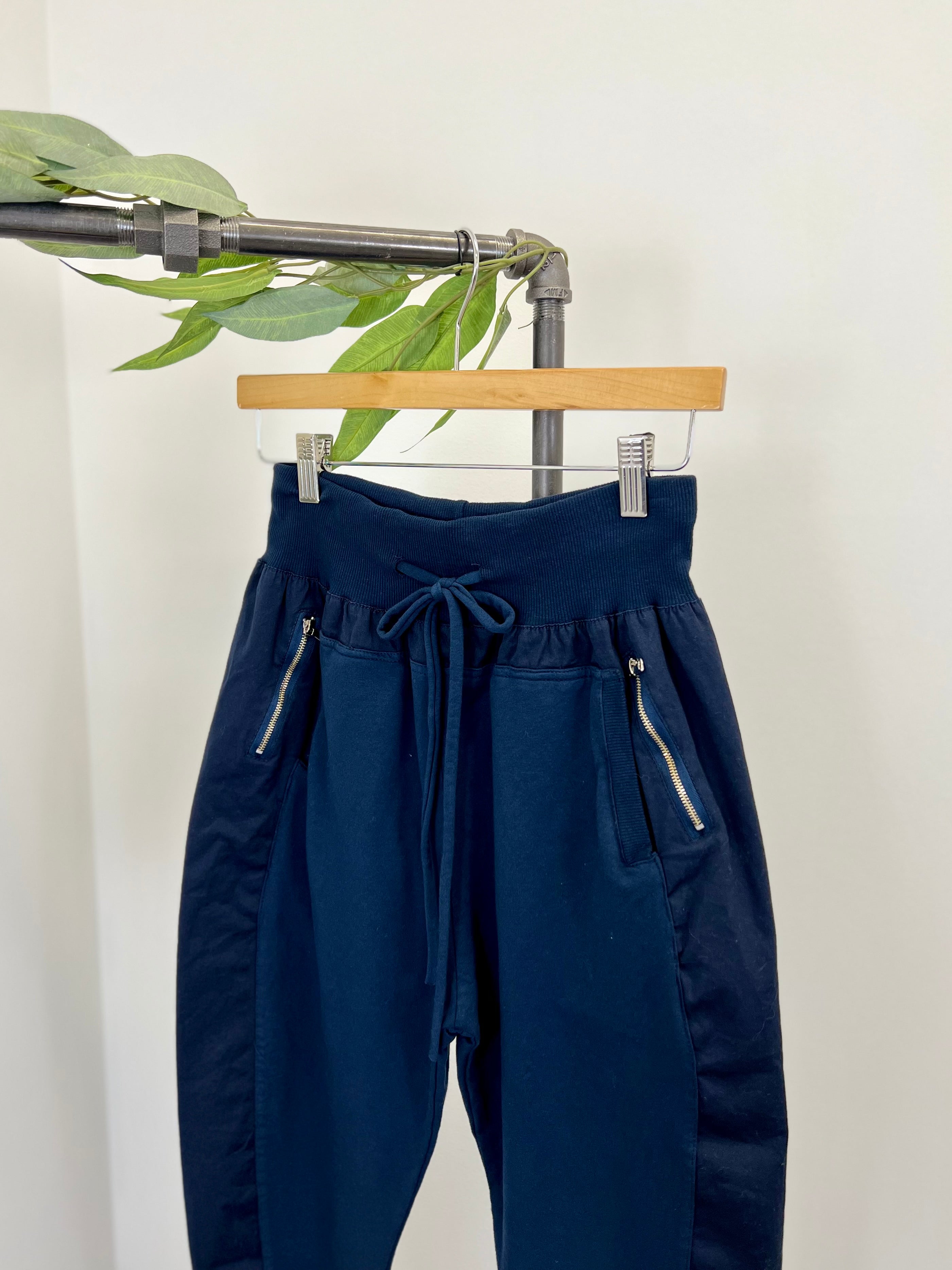 Mainstream Boutique Stillwater Women’s Ultimate Joggers