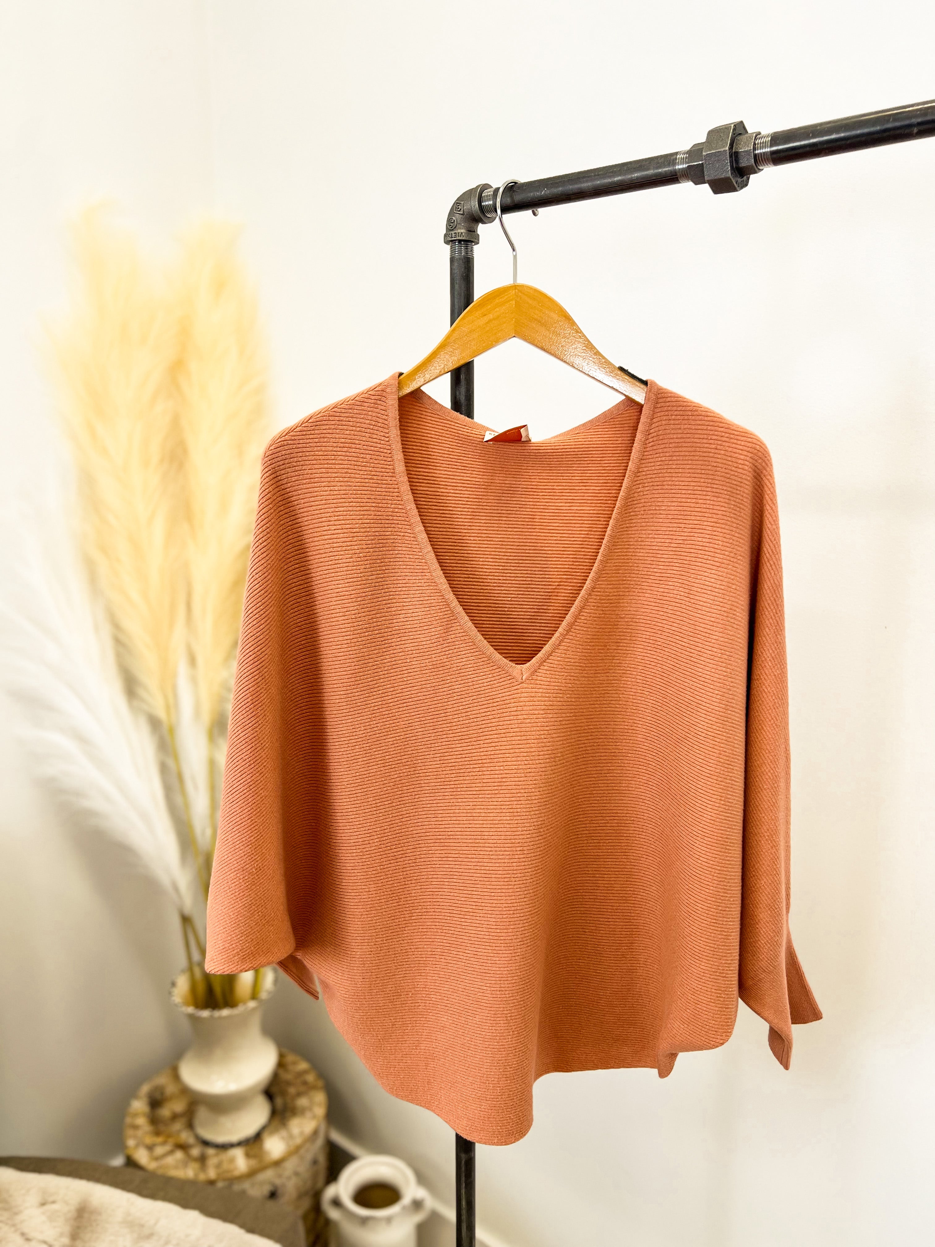 Mainstream Boutique Stillwater Women’s V-Neck Rib Knit Sweater