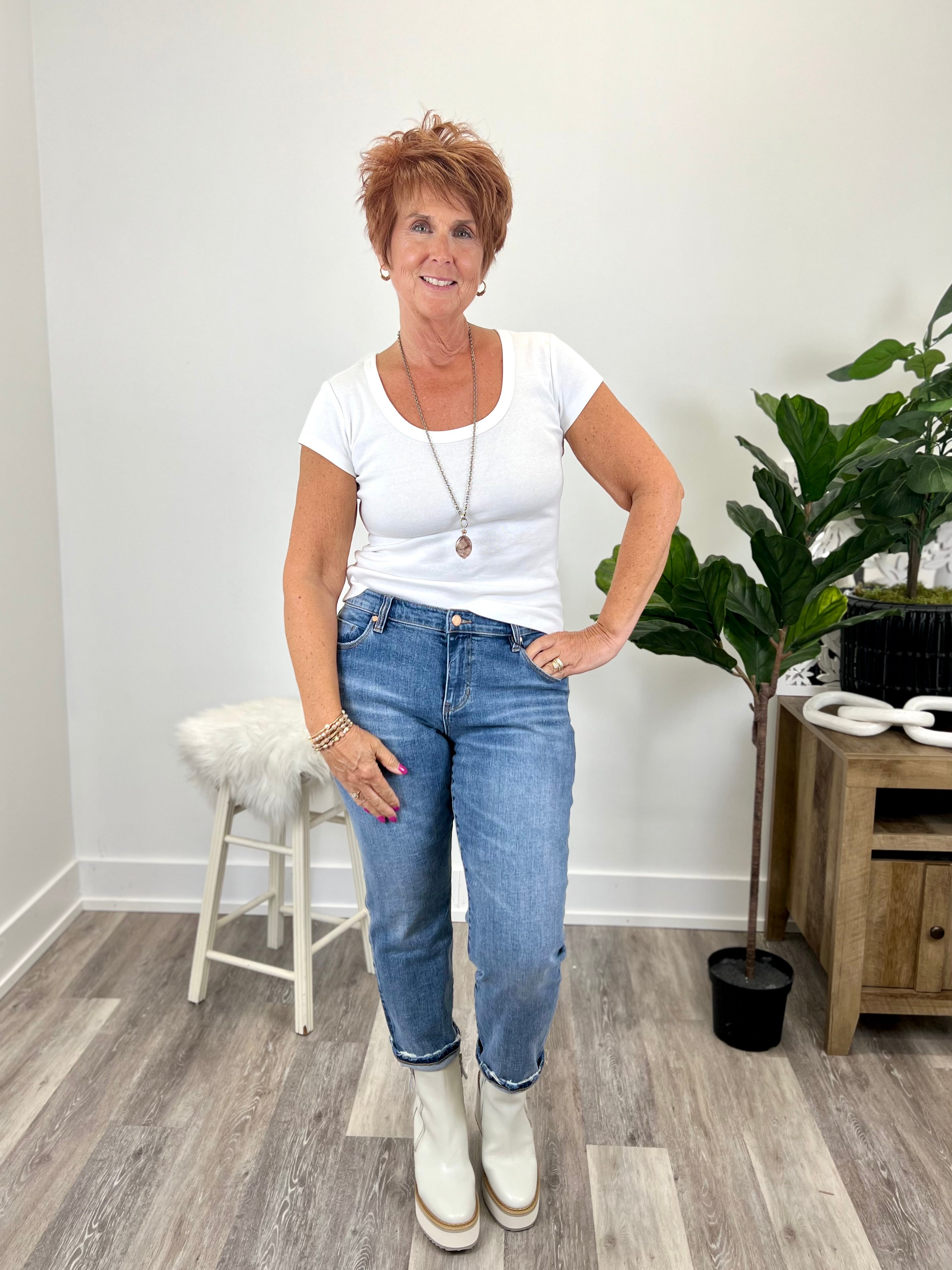 Mainstream Boutique Stillwater Crop Straight Distressed Denim