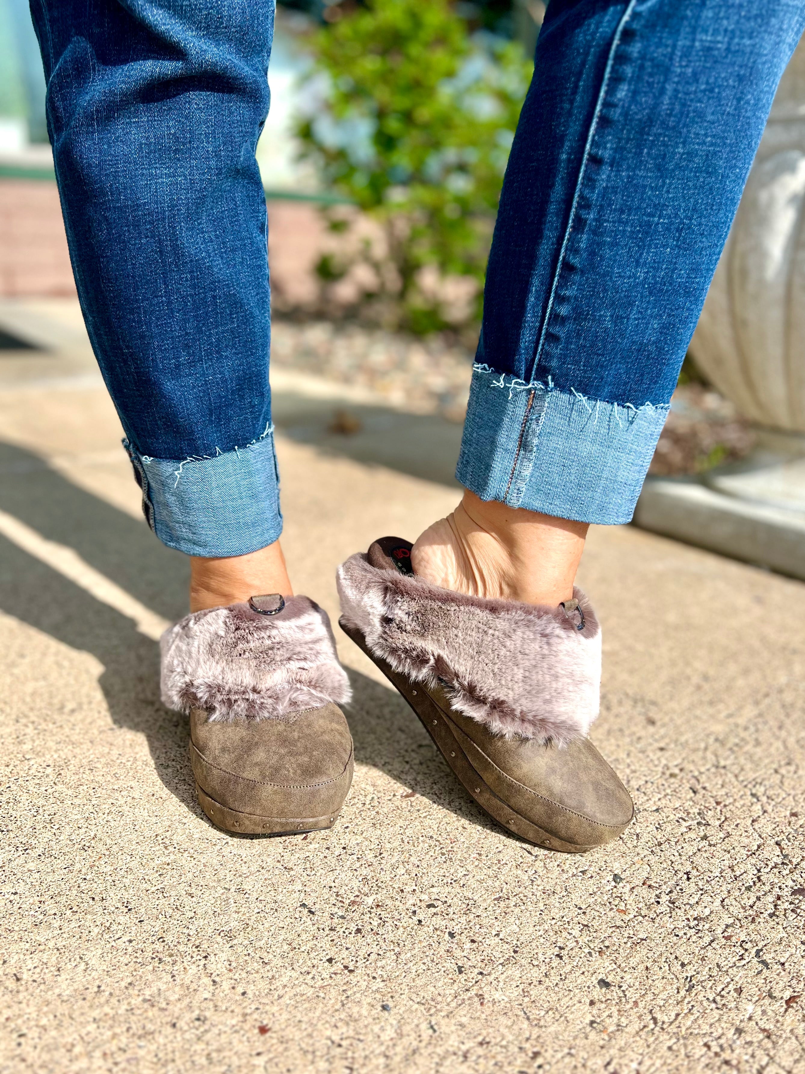 Mainstream Boutique Stillwater Women’s Reversible Bootie