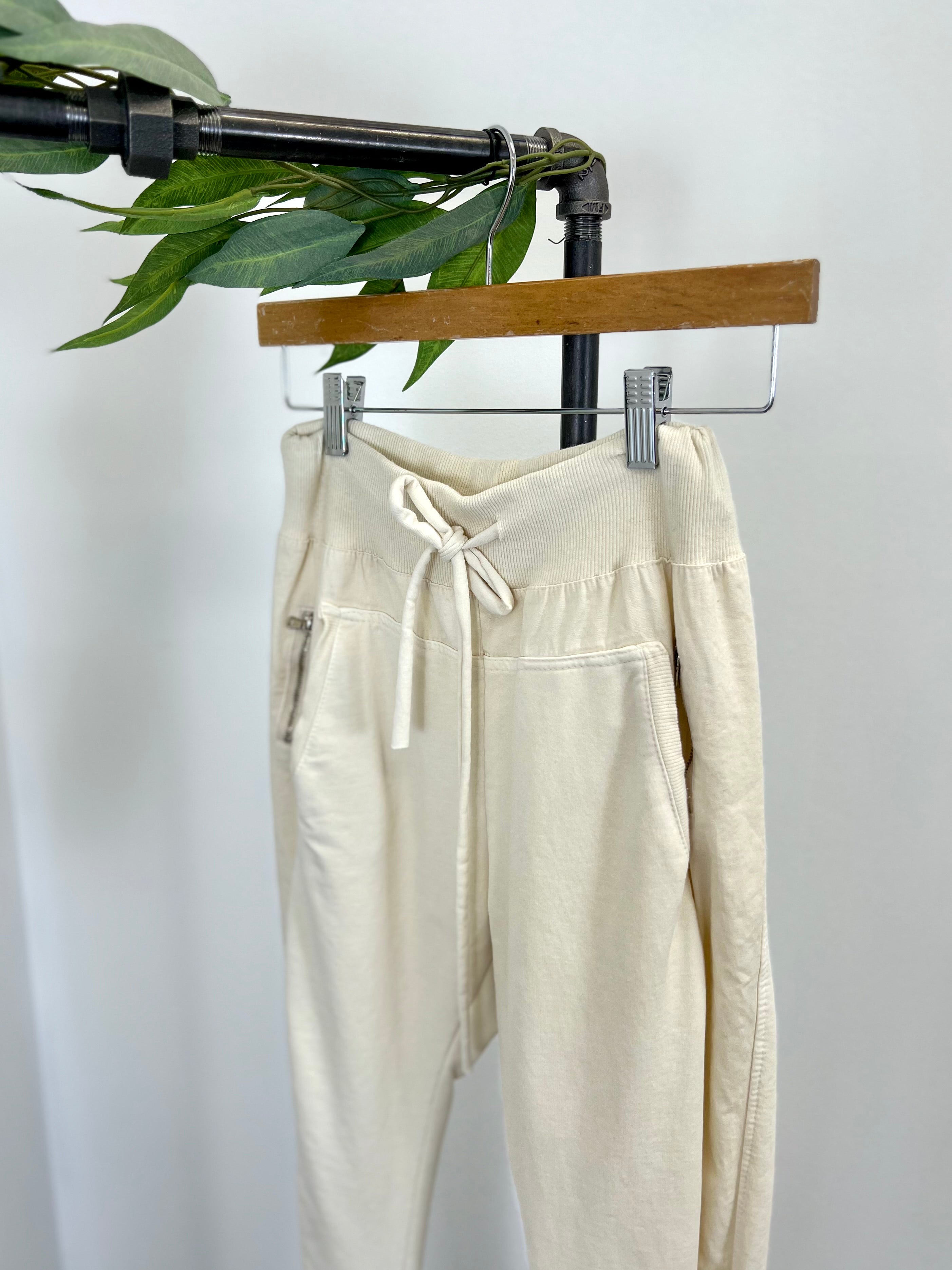 Mainstream Boutique Stillwater Women’s Ultimate Joggers