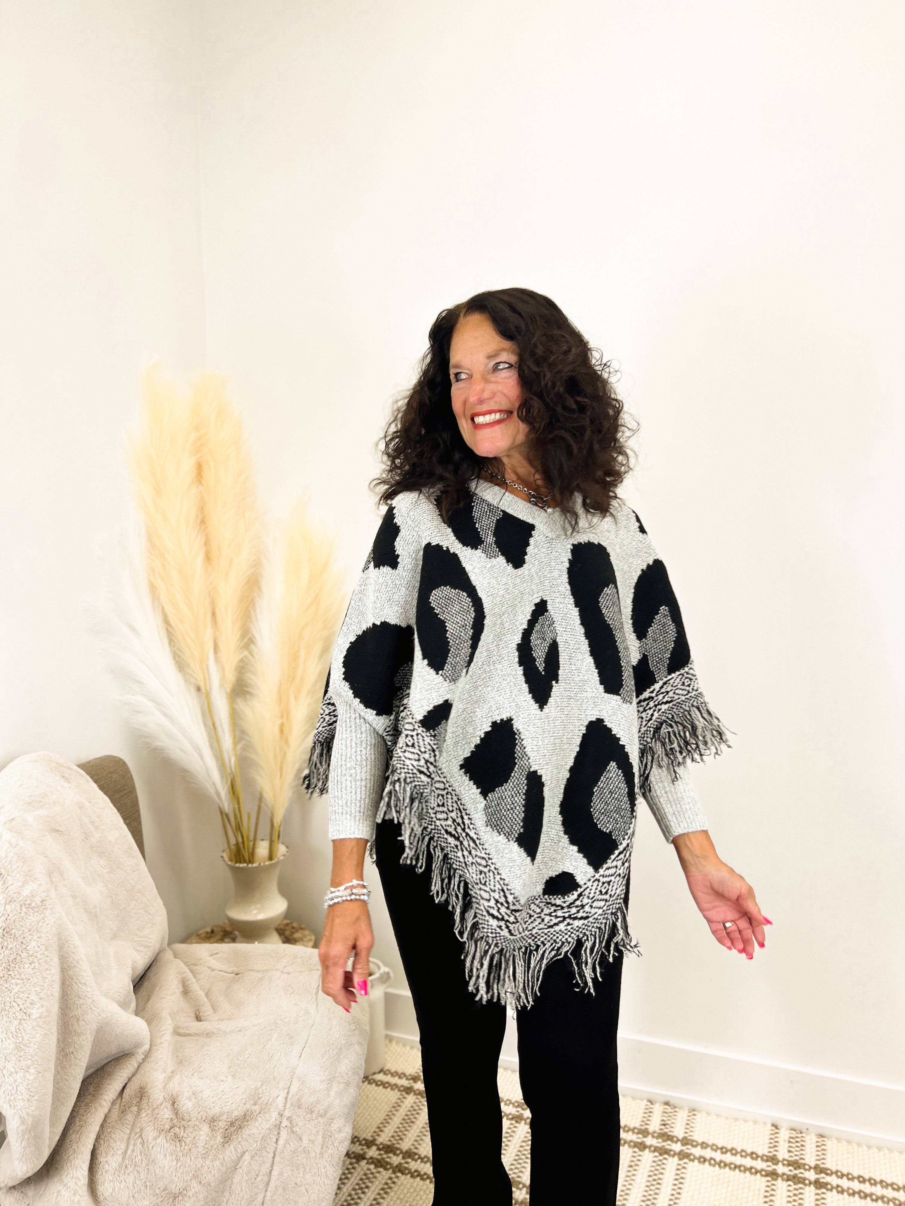 Mainstream Boutique Stillwater Wild Knit Poncho