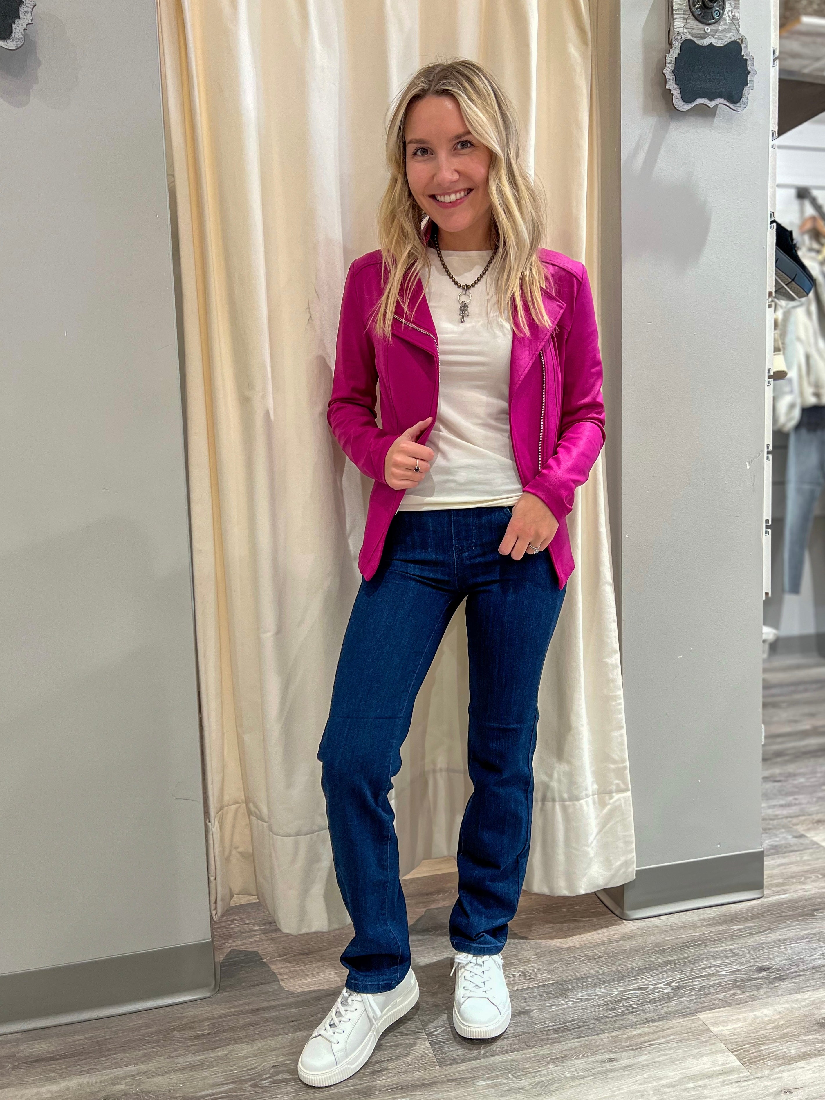 Mainstream Boutique Stillwater Glider Slim Straight Denim