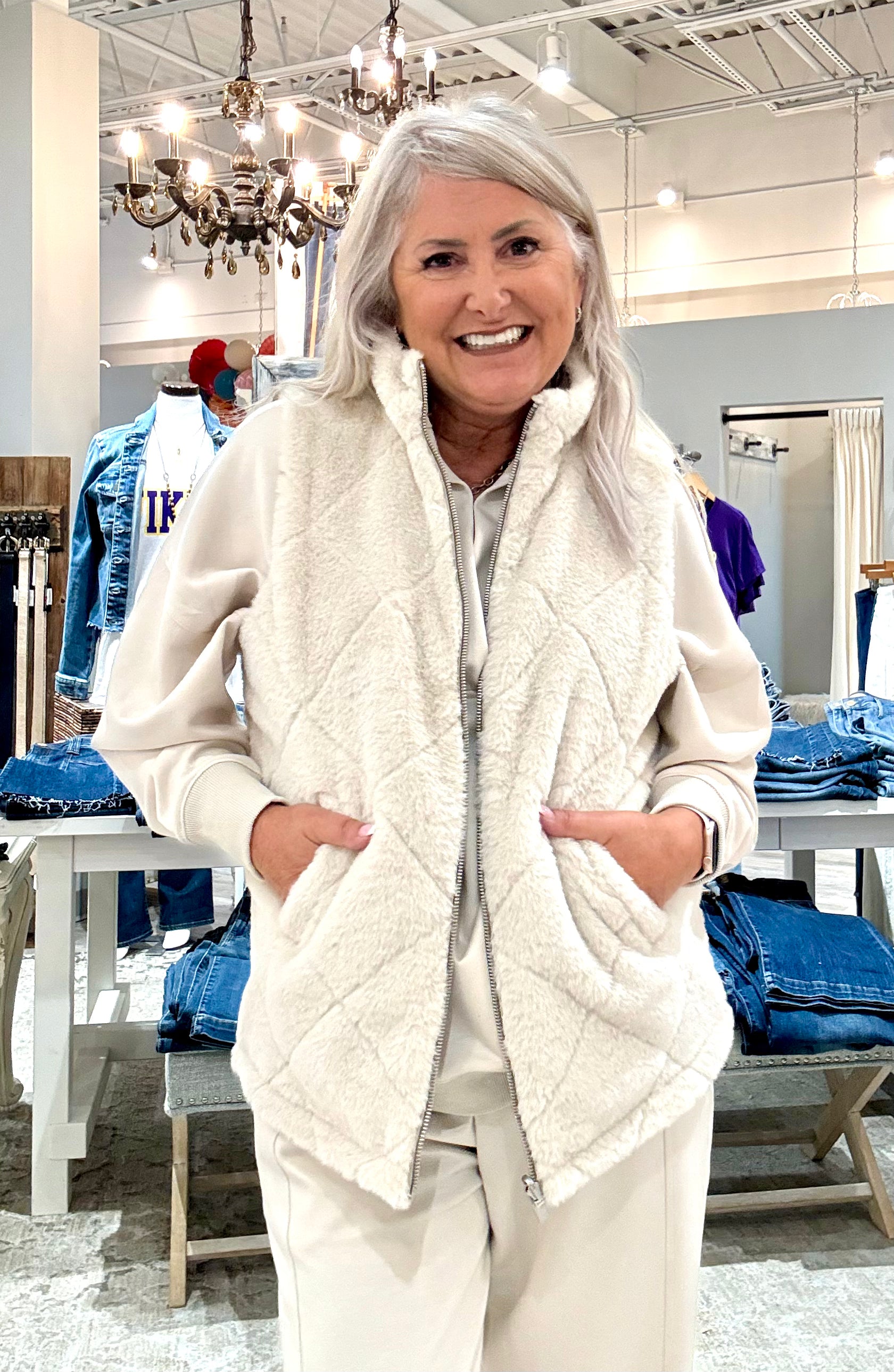 Reversible Solid Quilted Faux Fur Vest