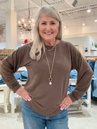 Crew Neck Inverted Seam Sleeves Top- brown