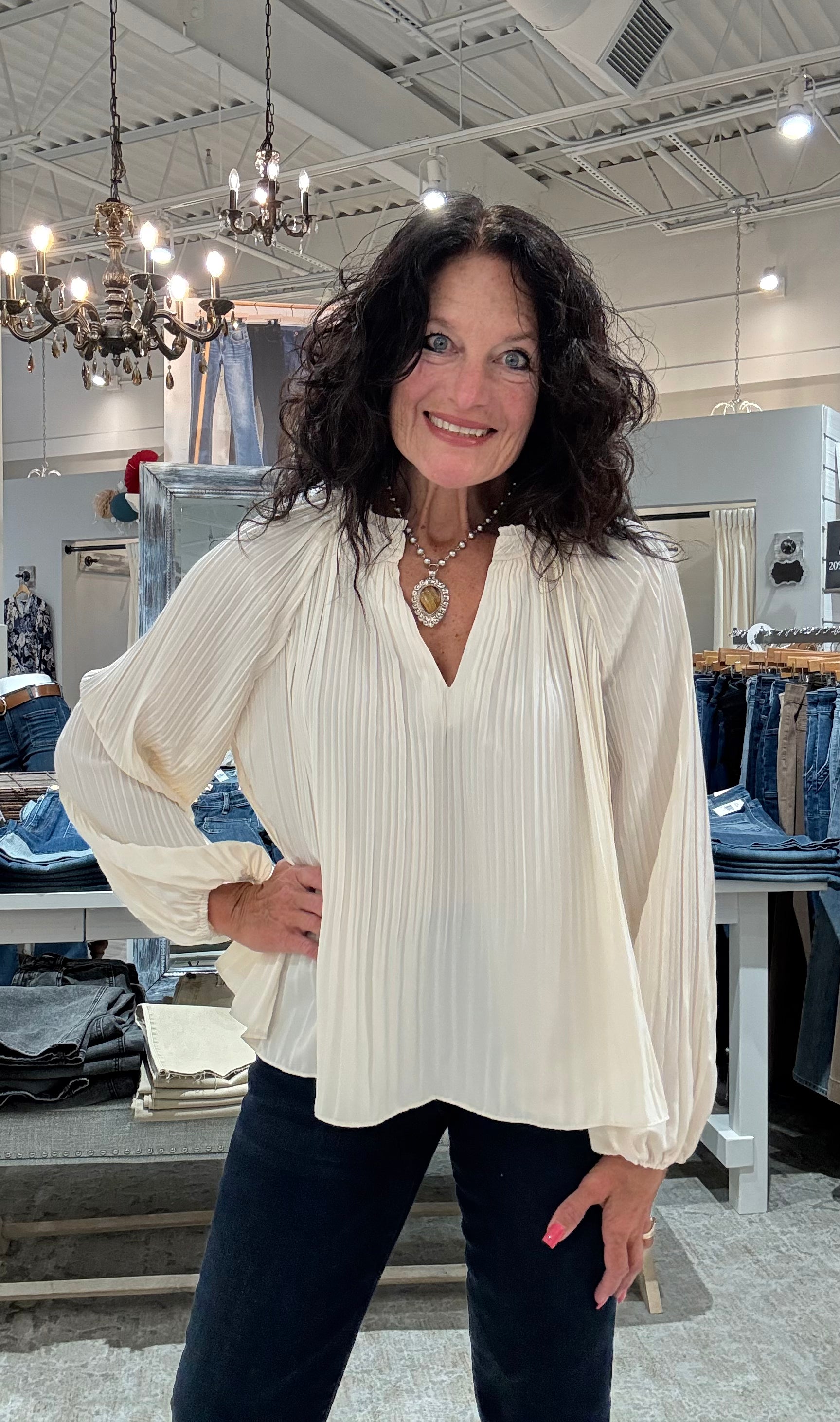 Long Sleeve Blouse with Ruffle Collar