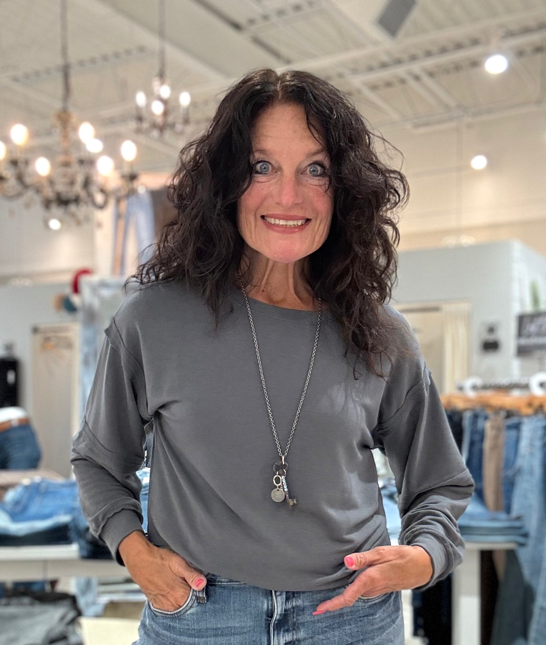 Crew Neck Inverted Seam Sleeves Top- grey