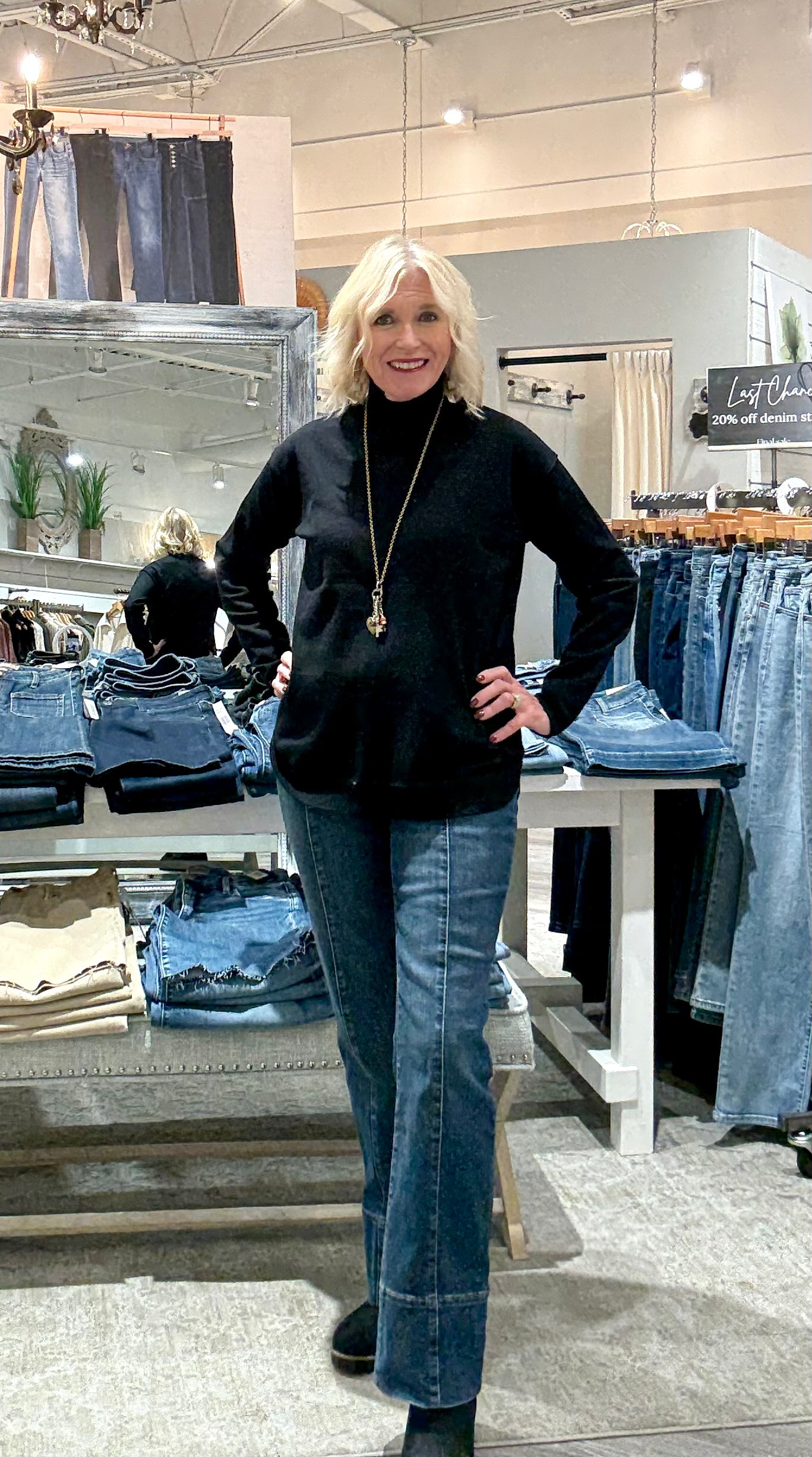 Mock Neck Long Sleeve Pullover with Stitch Detail- black