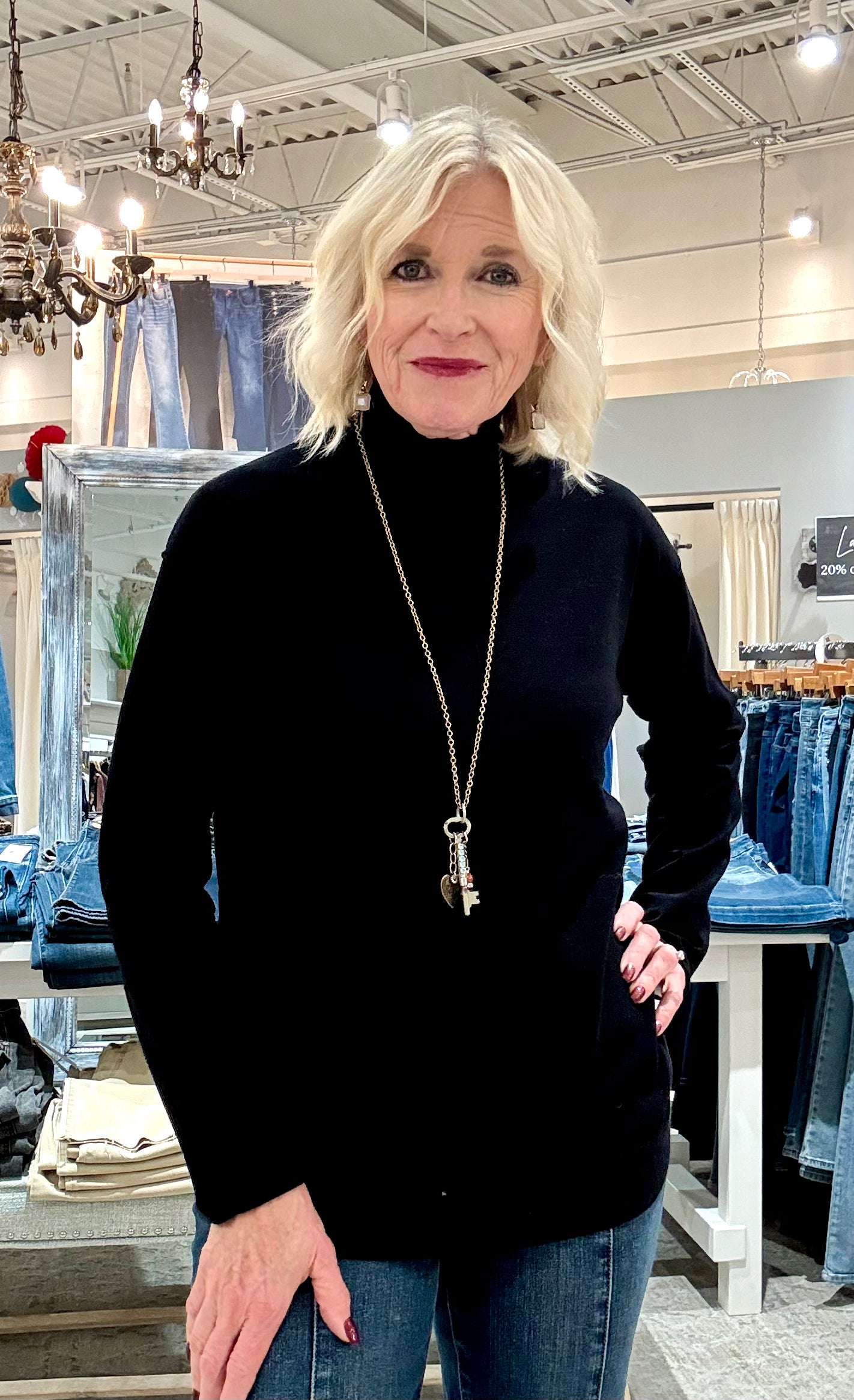 Mock Neck Long Sleeve Pullover with Stitch Detail- black