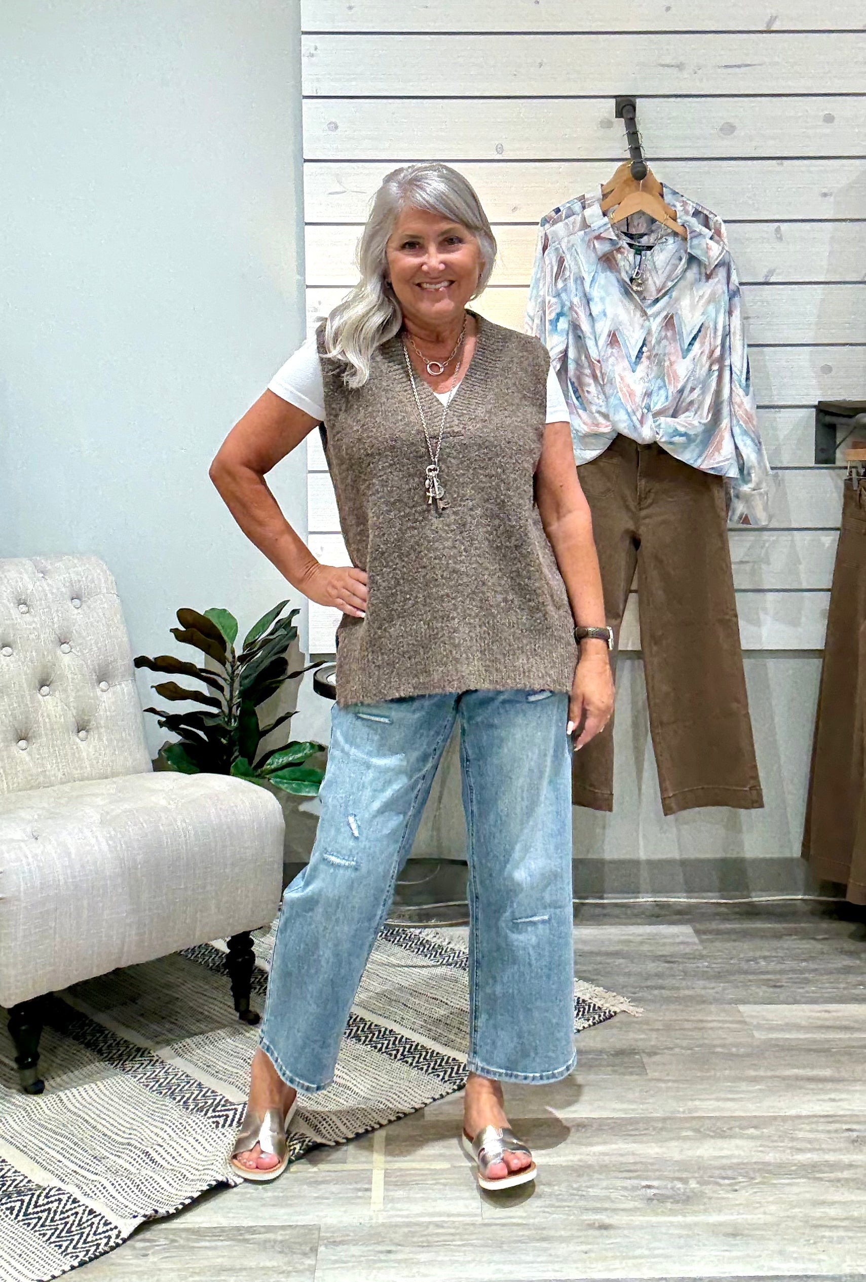 Menswear Sweater Vest- brownie