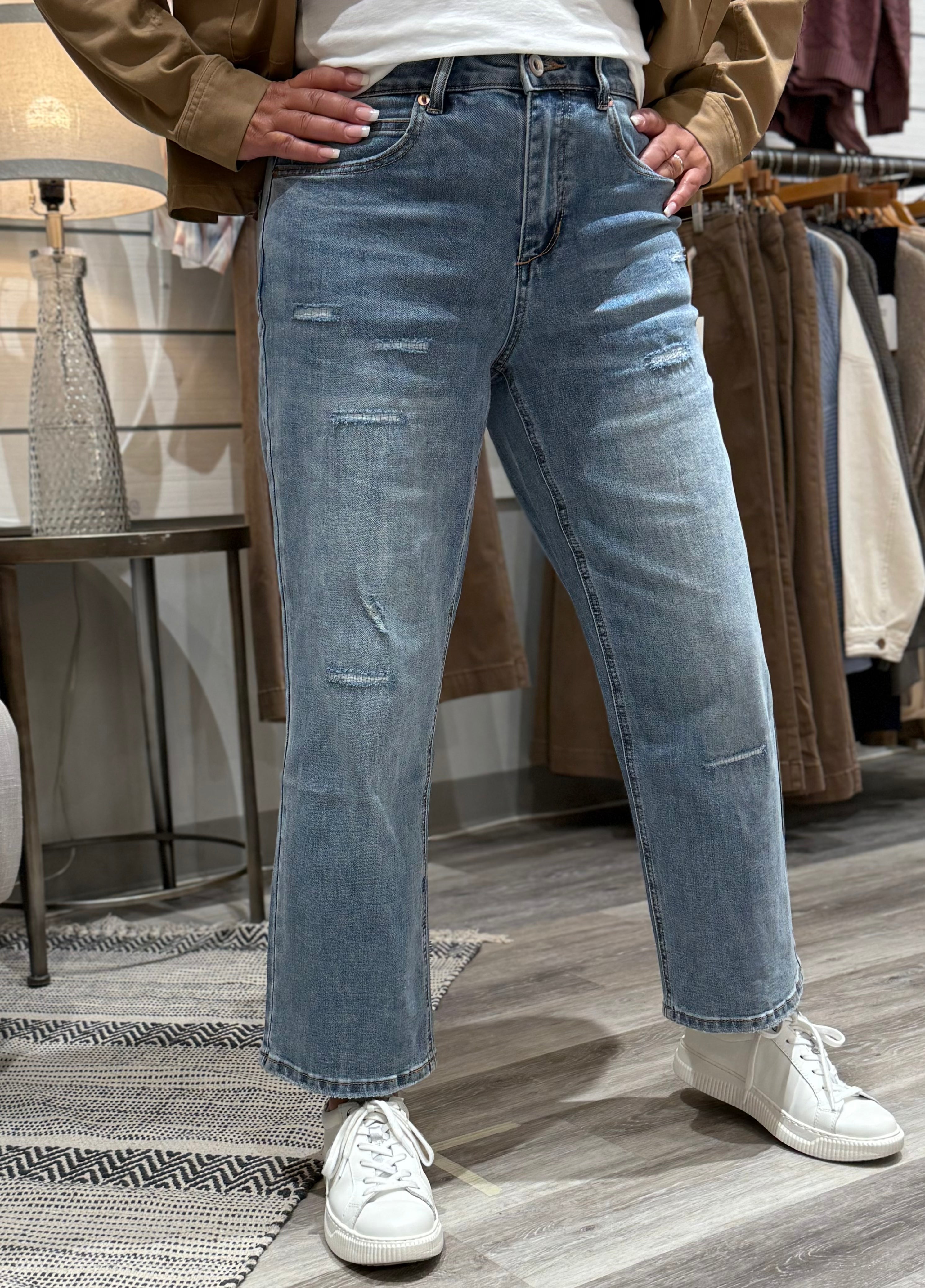 Audrey Super Straight Flood Jeans