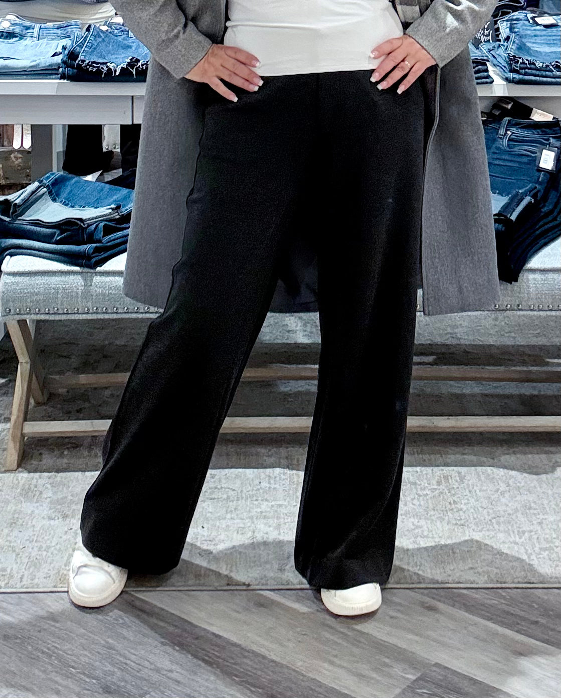 Meg Wide Leg Pant with Trouser Pockets