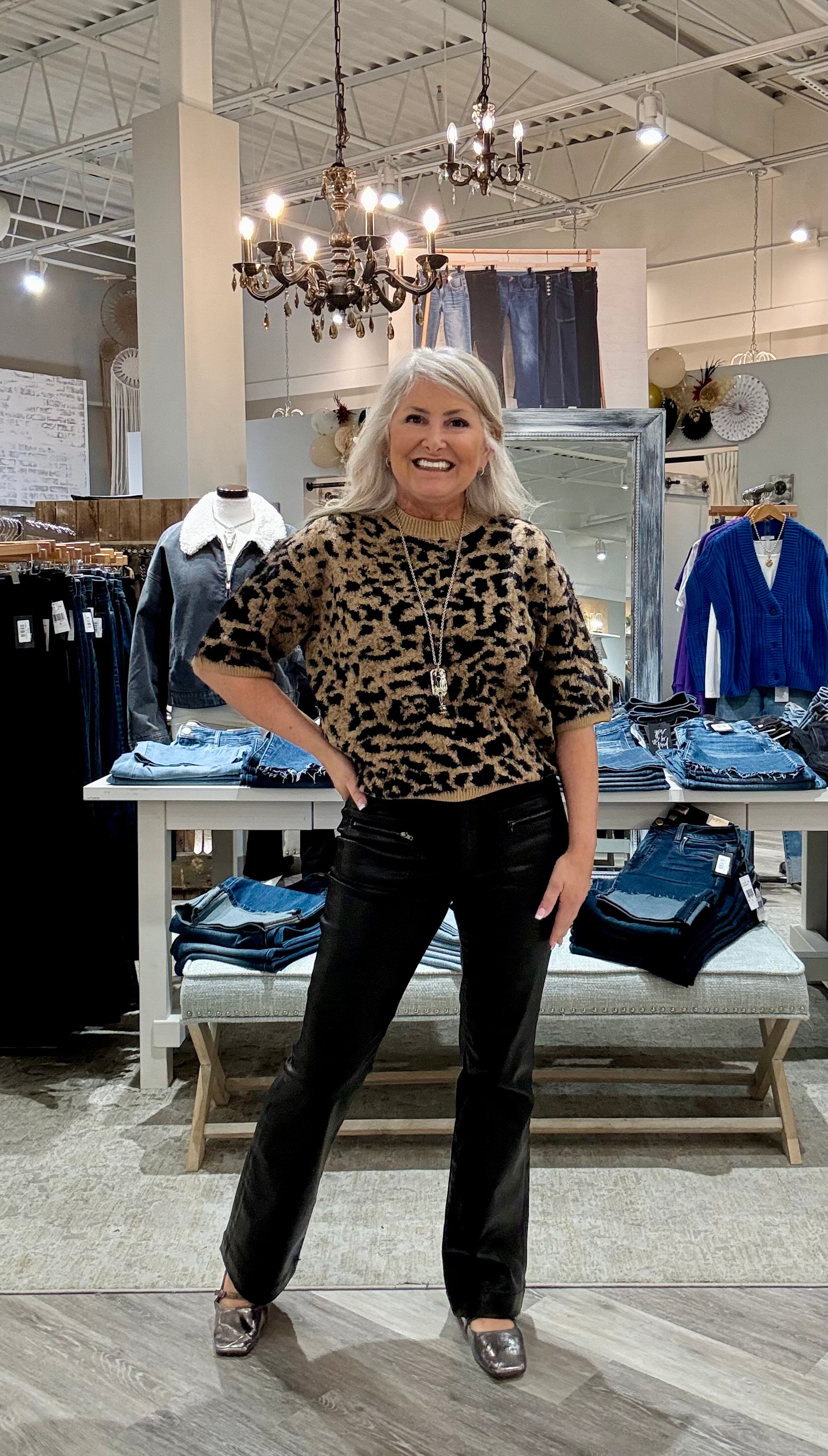 Elbow Sleeve Balloon Shape Jacquard Leopard Sweater