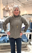 Hyacinth Cozy Rib Scallop Edge Pullover
