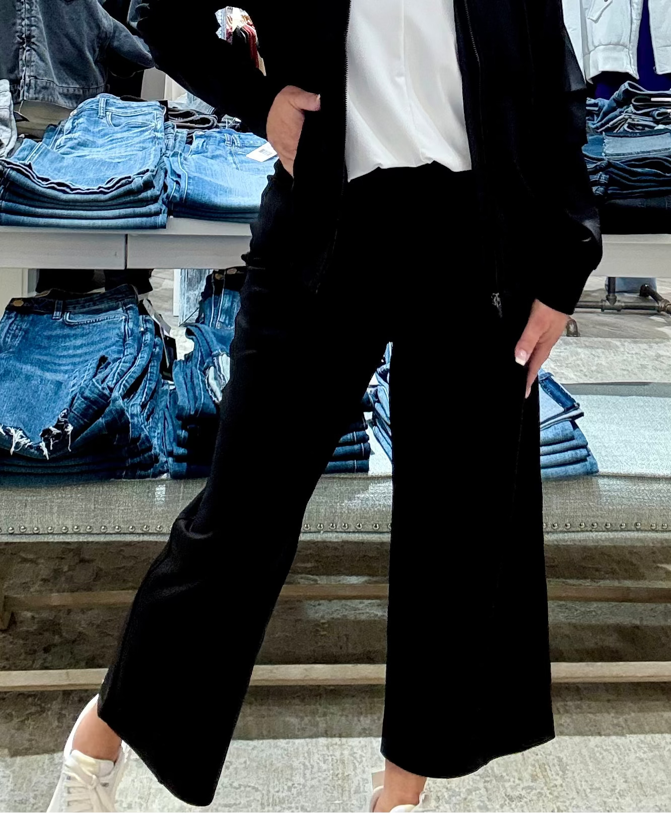 Crop Wide Leg Tech Pant