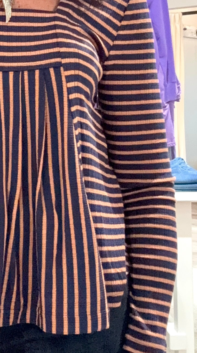 Long Sleeve Square Neck Knit Top