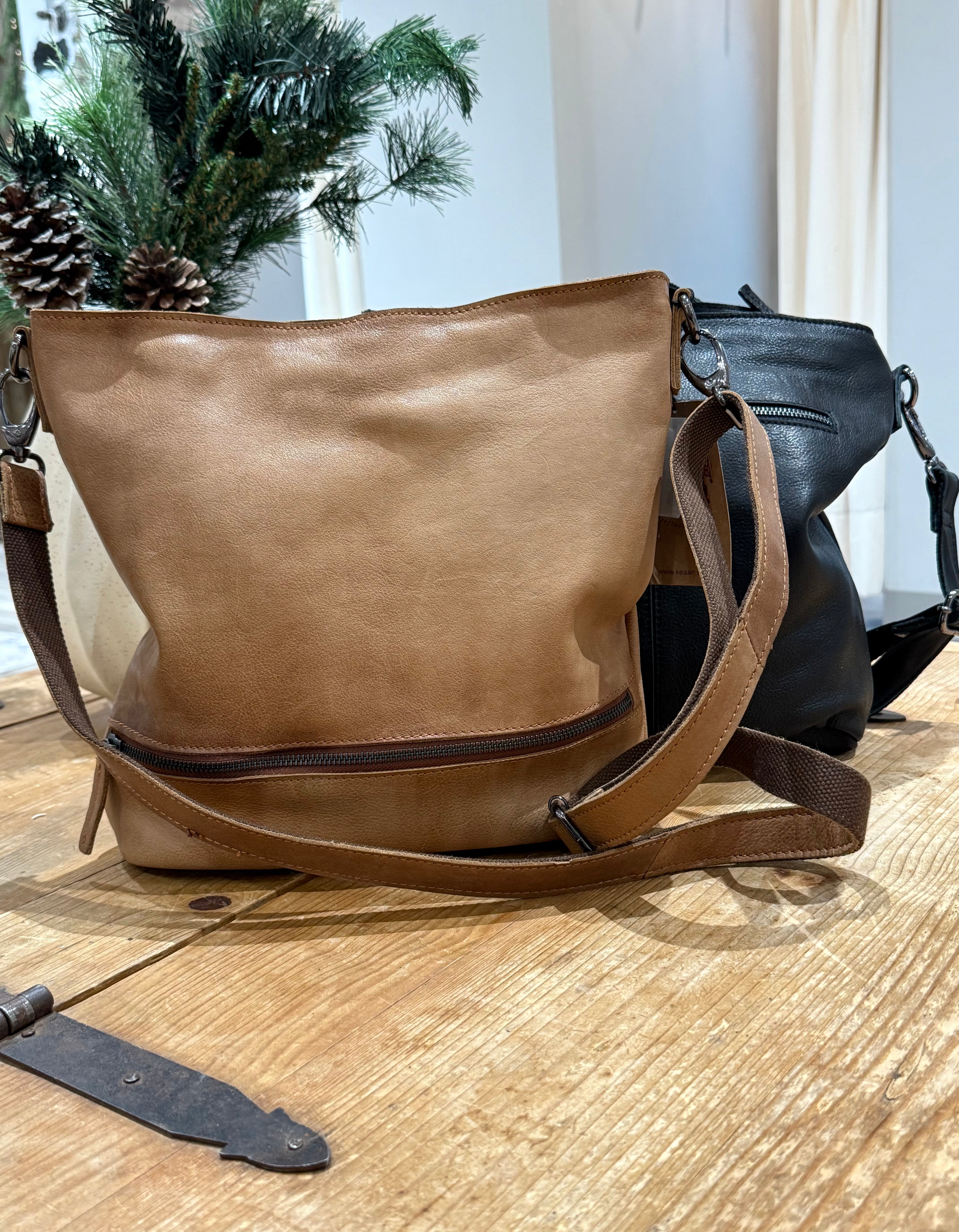 Luna Hobo Bag- mocha
