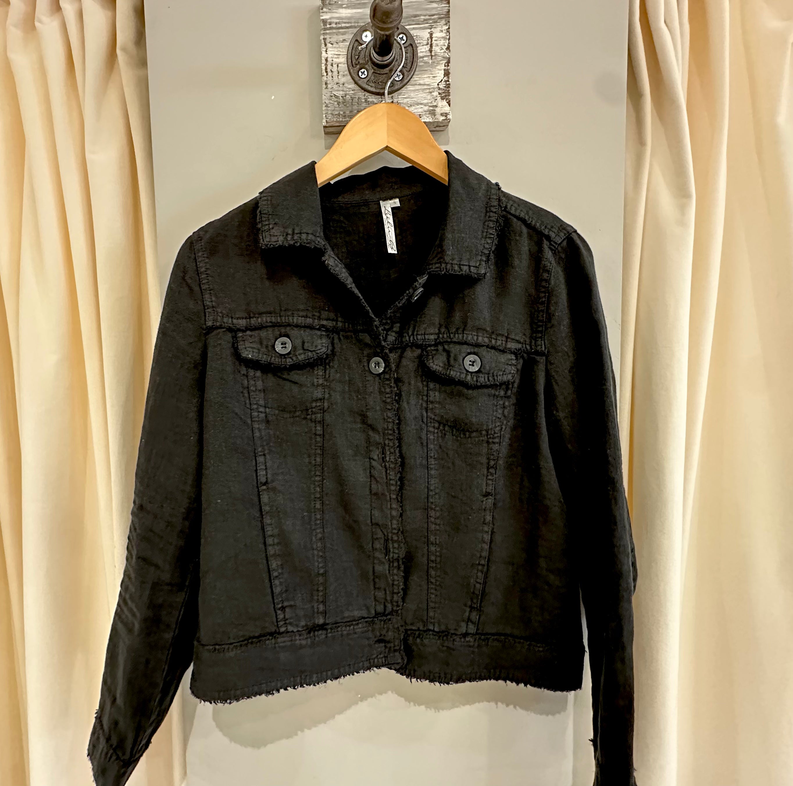 Linen Travel Jacket- Lulu B- Black