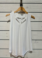 Sleeveless V-neck Top Lulu B SPX5080S- White