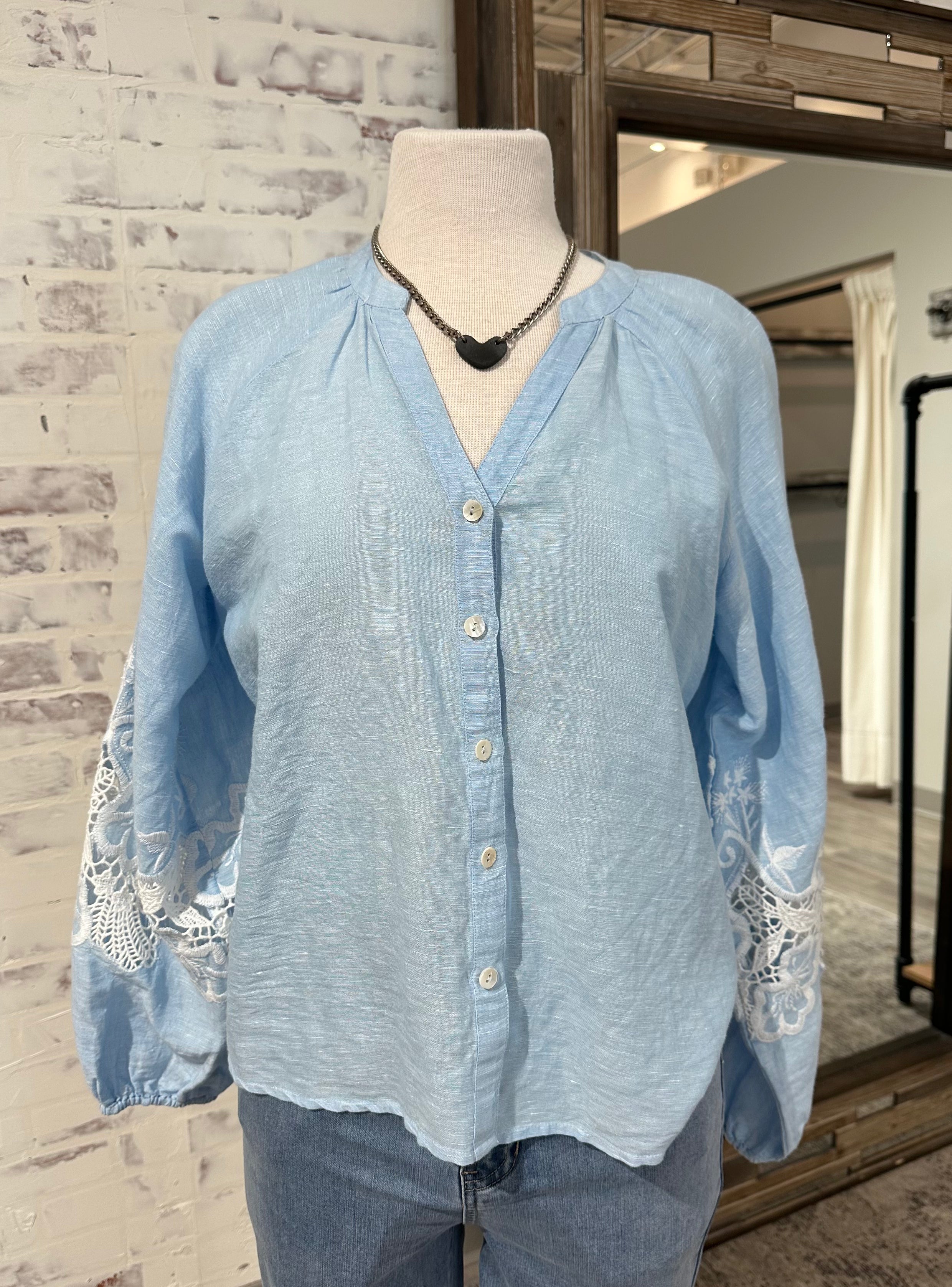 Raglan L/S Embroidered Blouse Charlie B