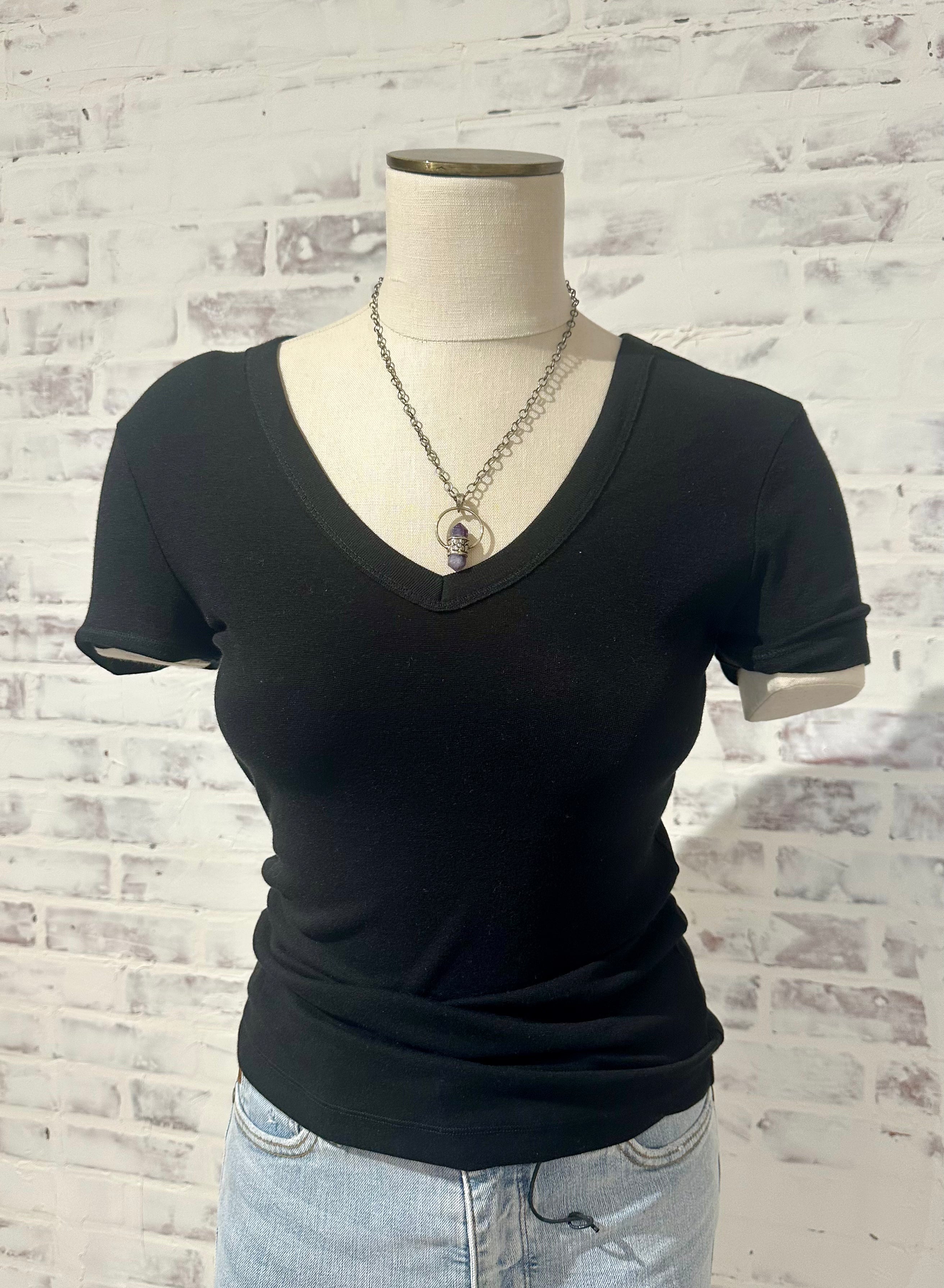 S/S V-Neck 23" L Luxx Fabric- Black