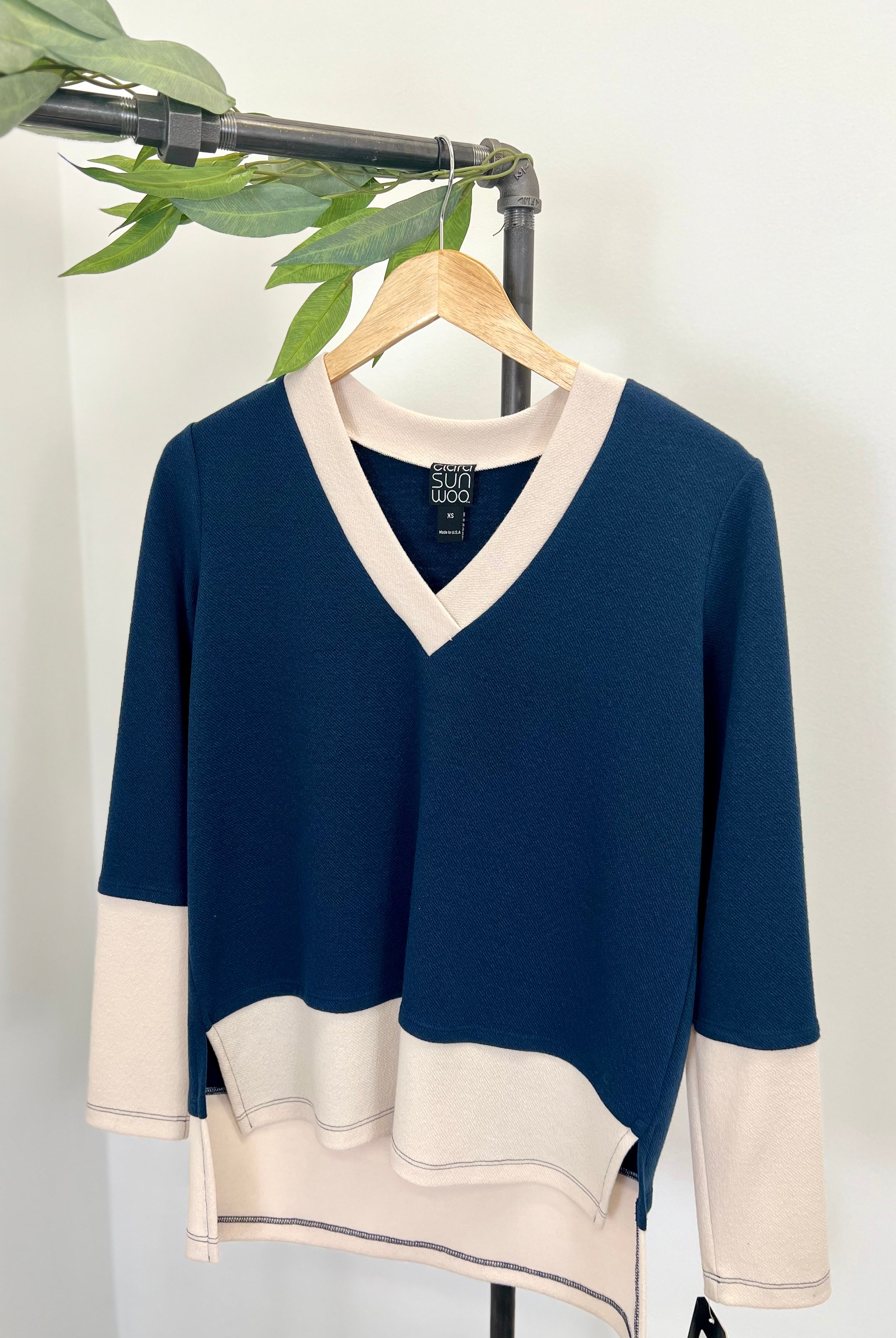 Mainstream Boutique Stillwater, Color Block Sweater