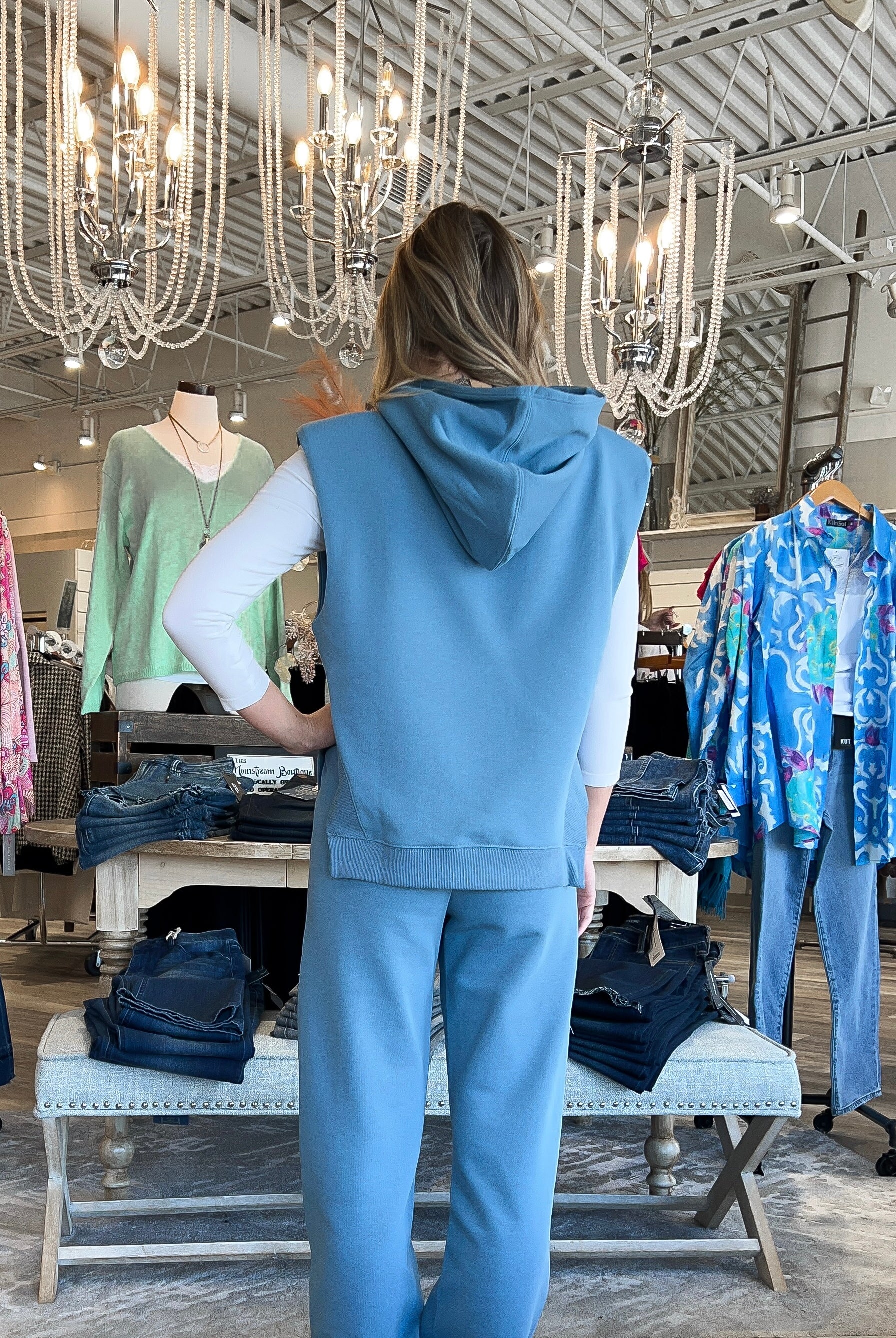 Mainstream Boutique Stillwater Women’s Hooded Knit Vest
