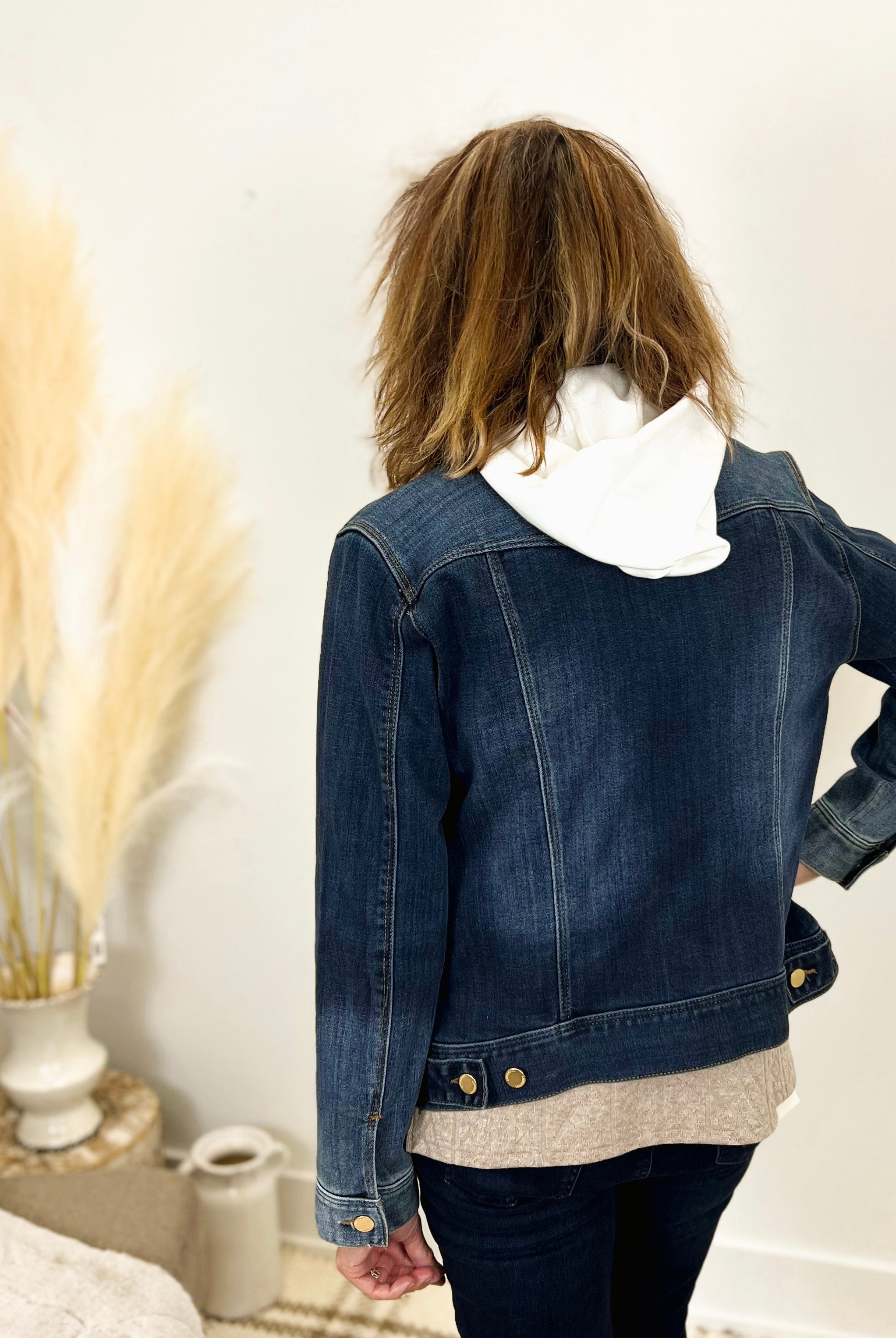 Mainstream Boutique Stillwater, Classic Jean Jacket with Light Distressing
