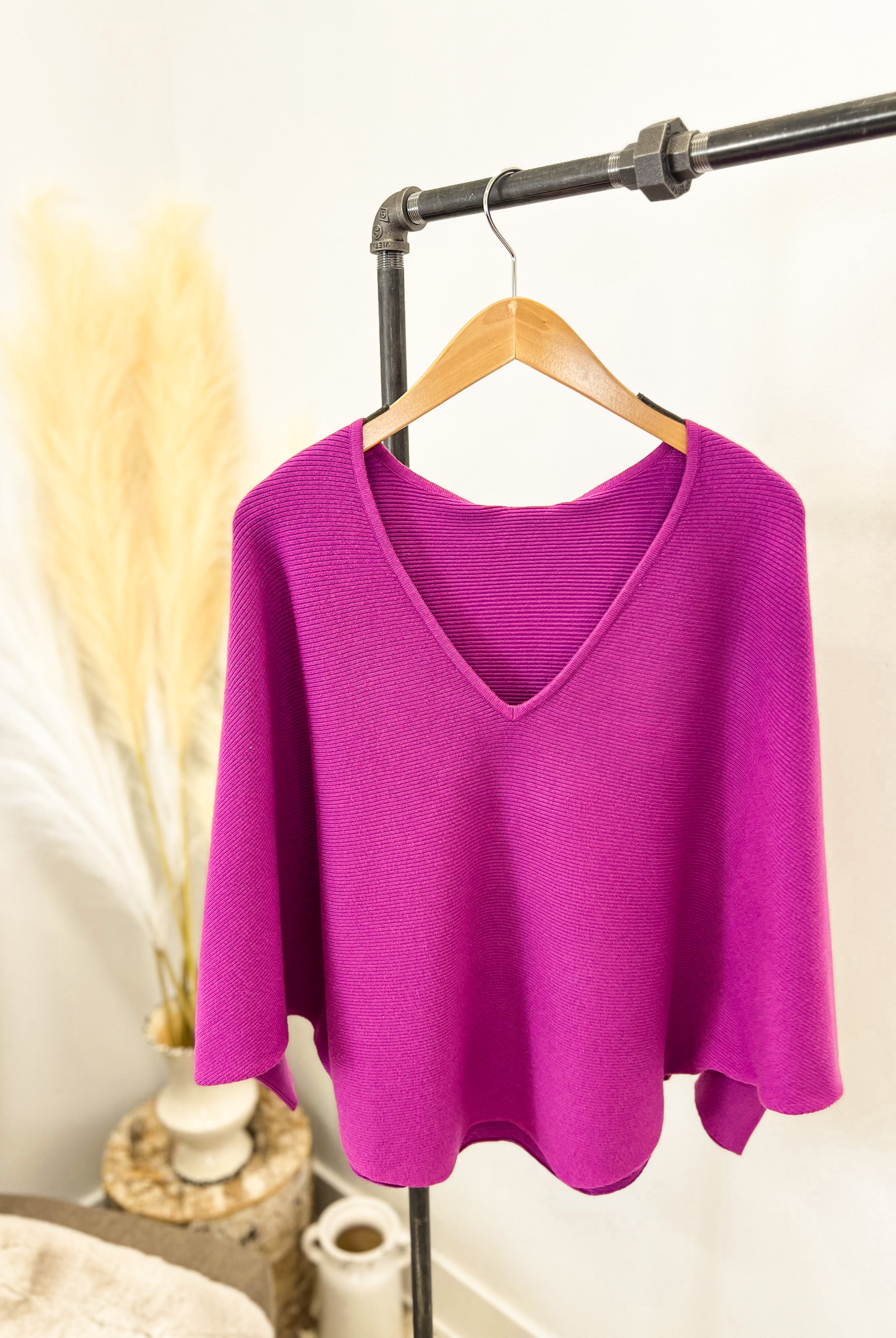Mainstream Boutique Stillwater Women’s V-Neck Rib Knit Sweater