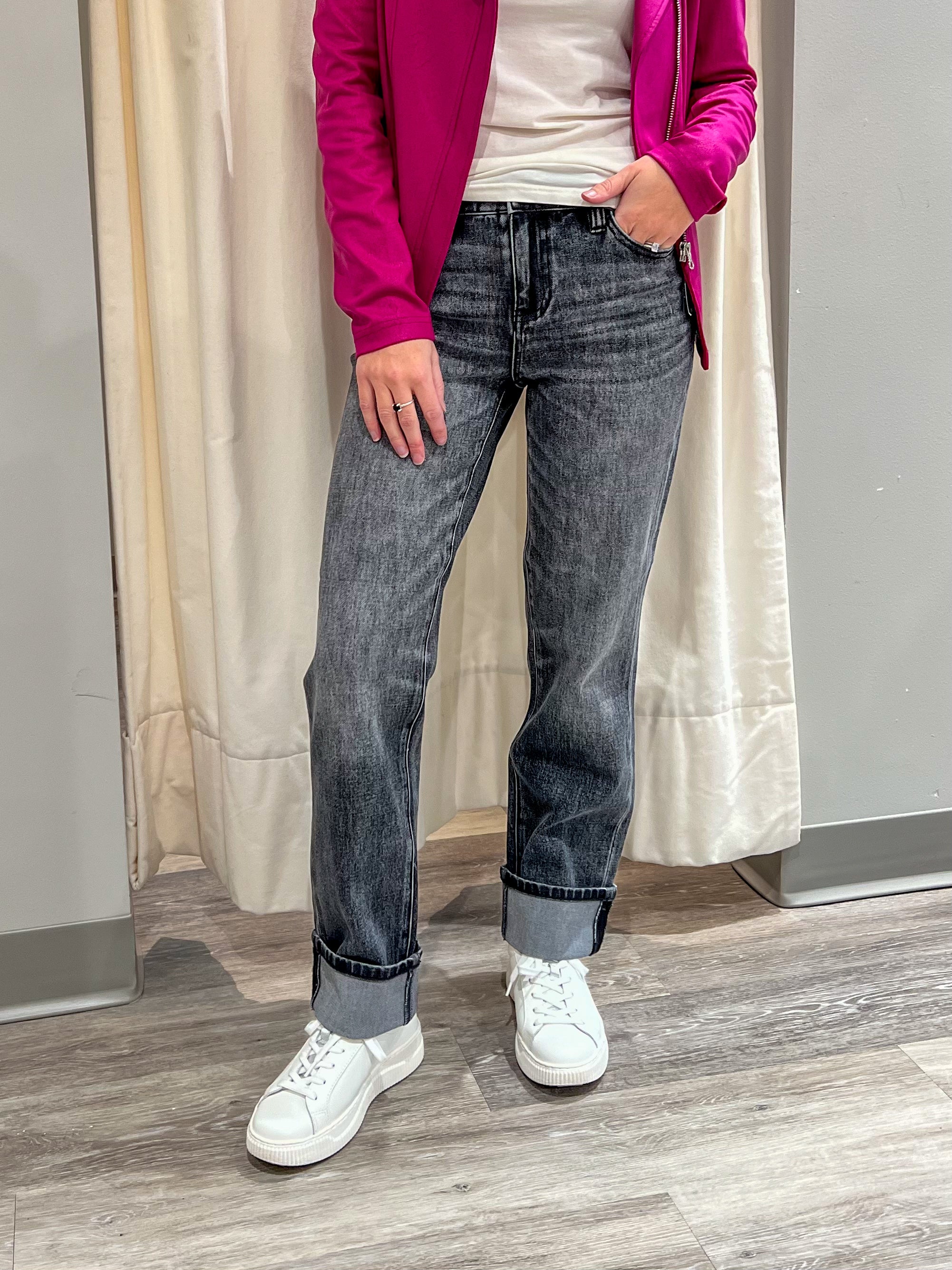 Mainstream Boutique Stillwater Women’s Girlfriend Cuffed Denim