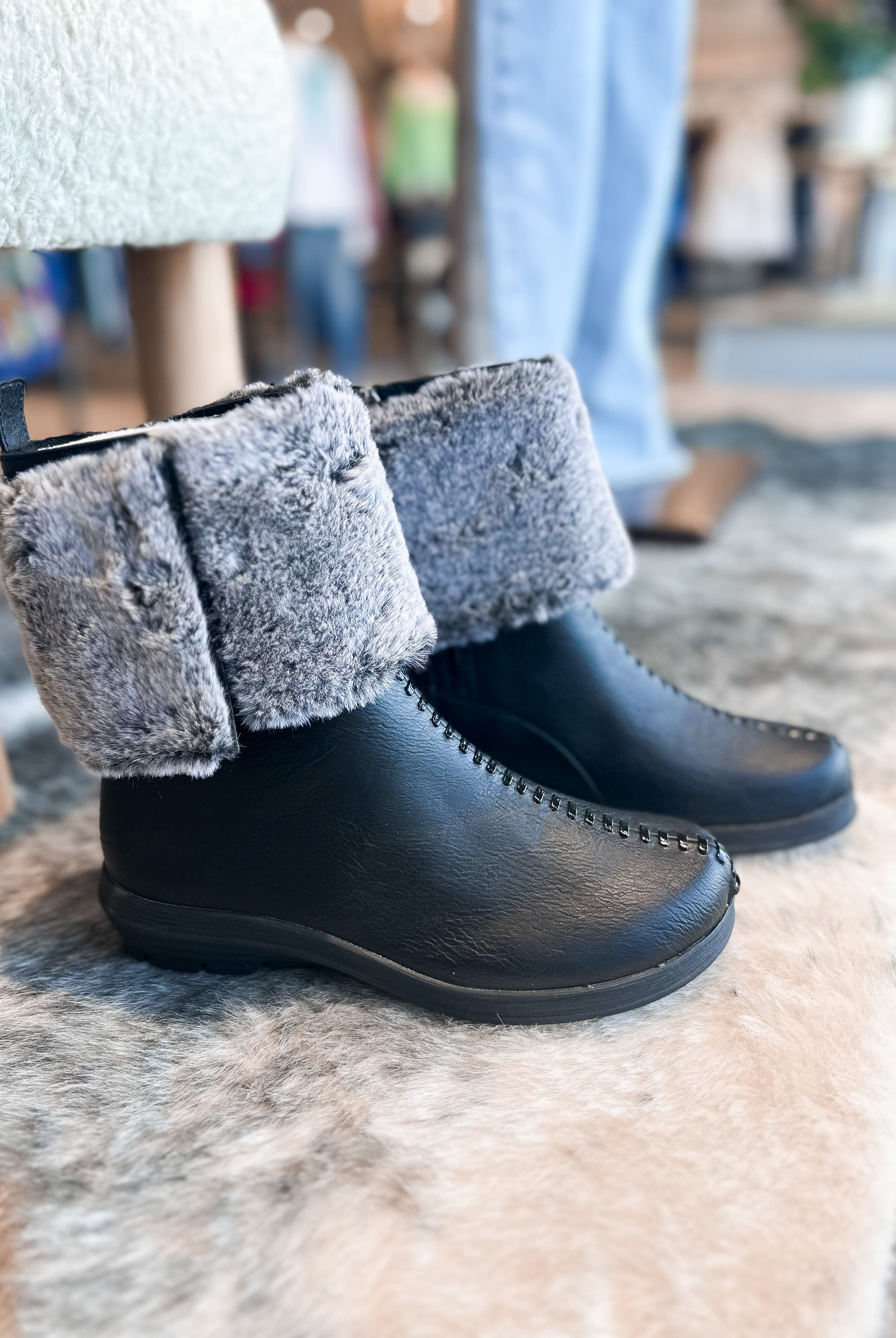 Mainstream Boutique Stillwater Women’s The Uma Boot