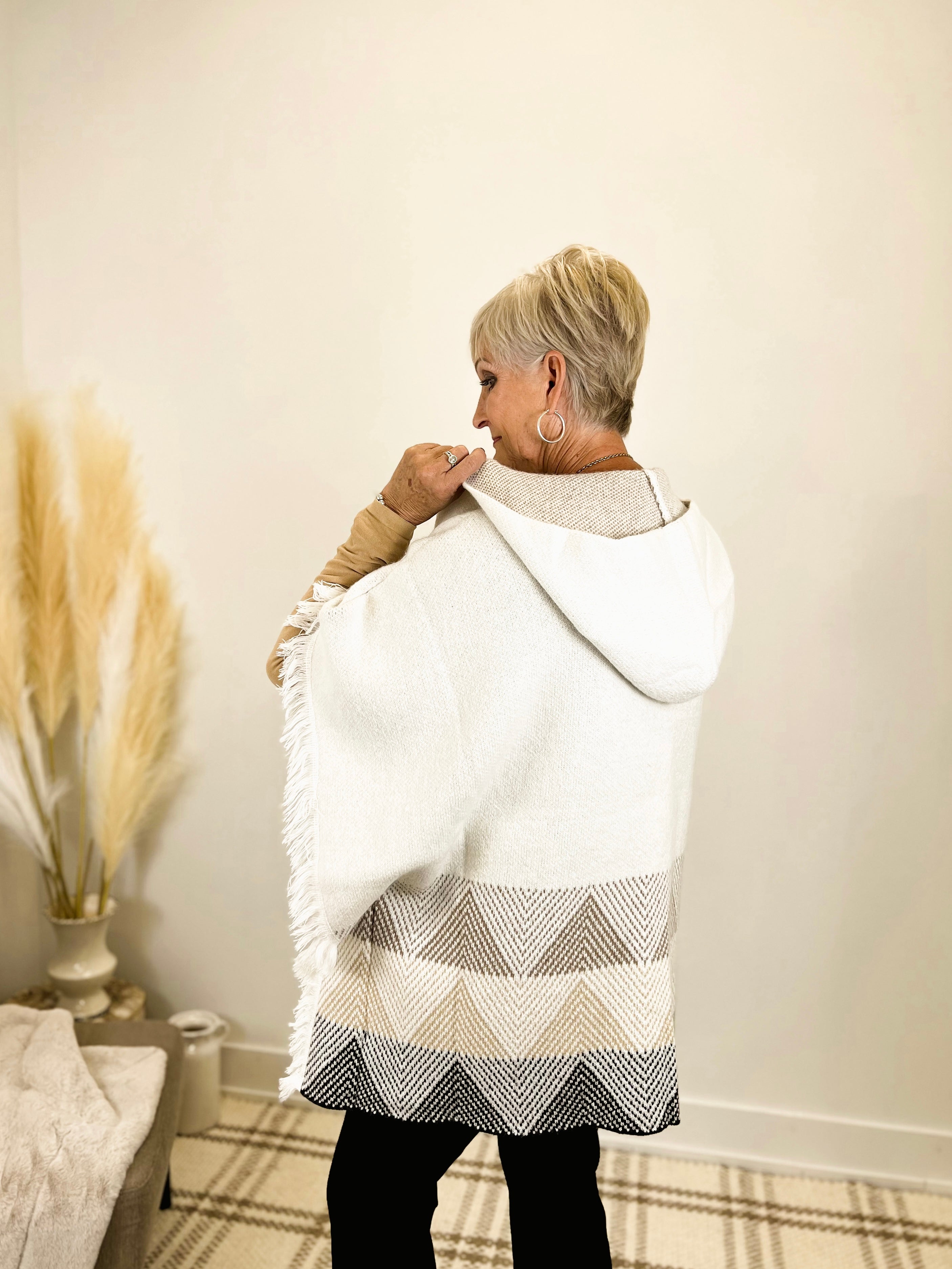 Mainstream Boutique Stillwater Hooded Poncho