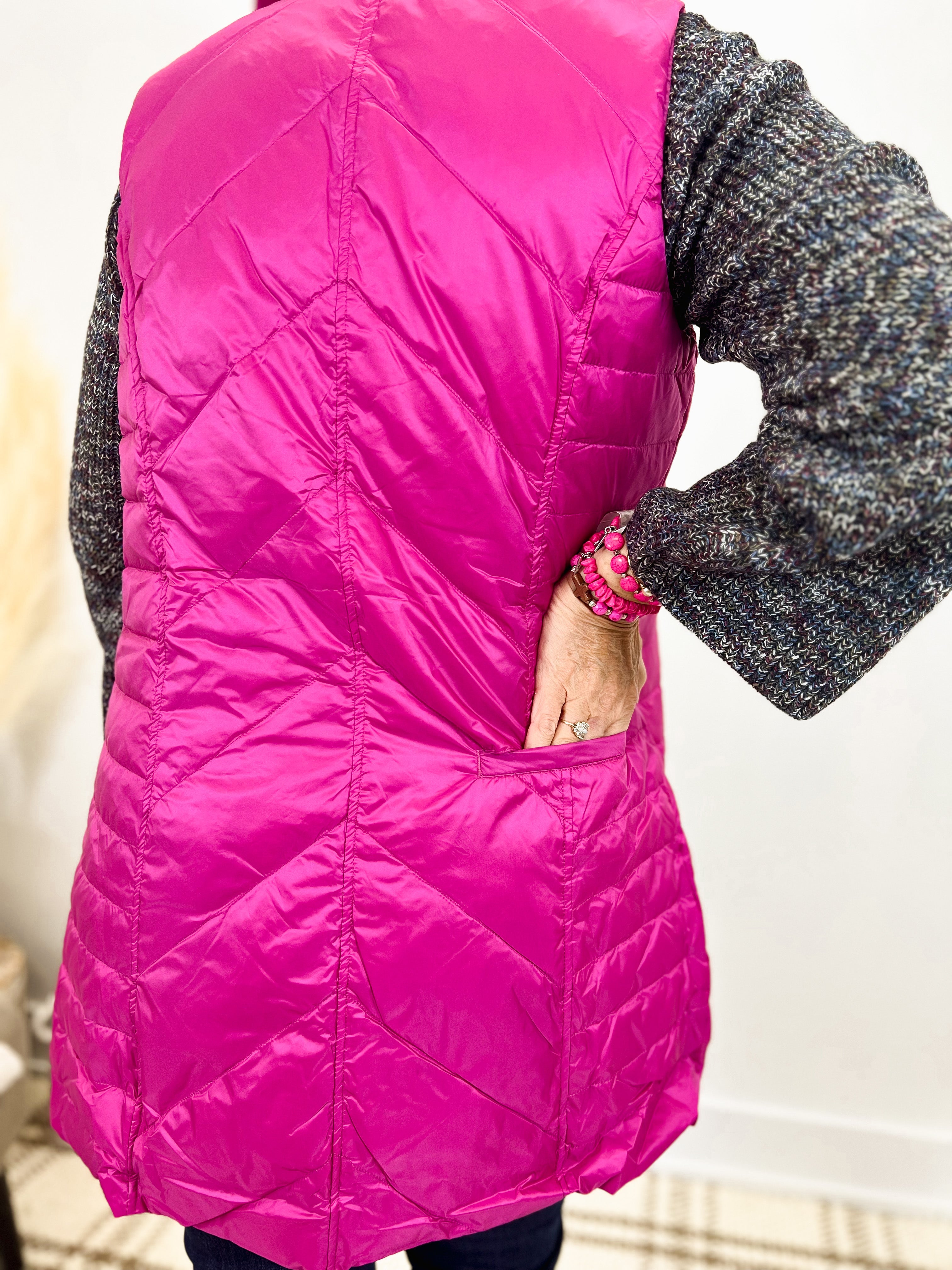 Mainstream Boutique Stillwater Down Zip Up Puffer Vest