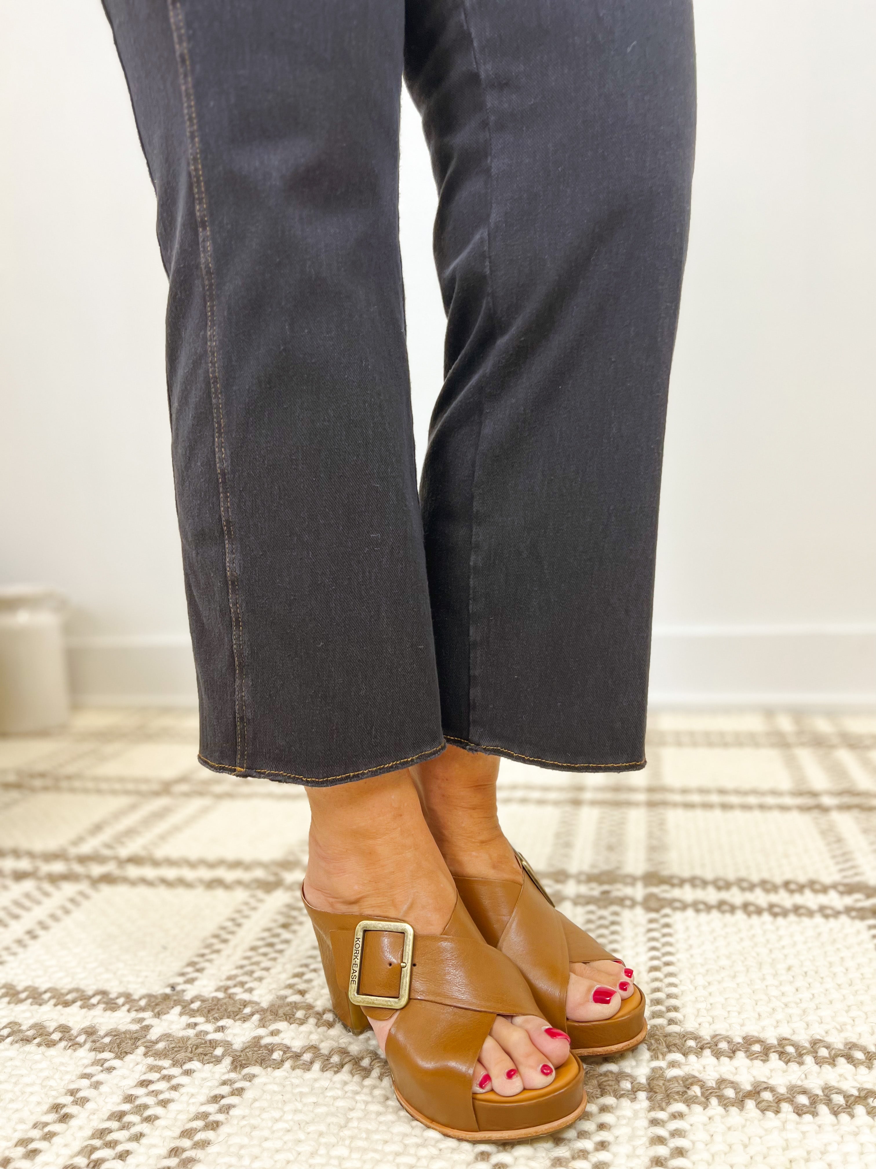 Mainstream Boutique Stillwater Wide Leg Crop Denim