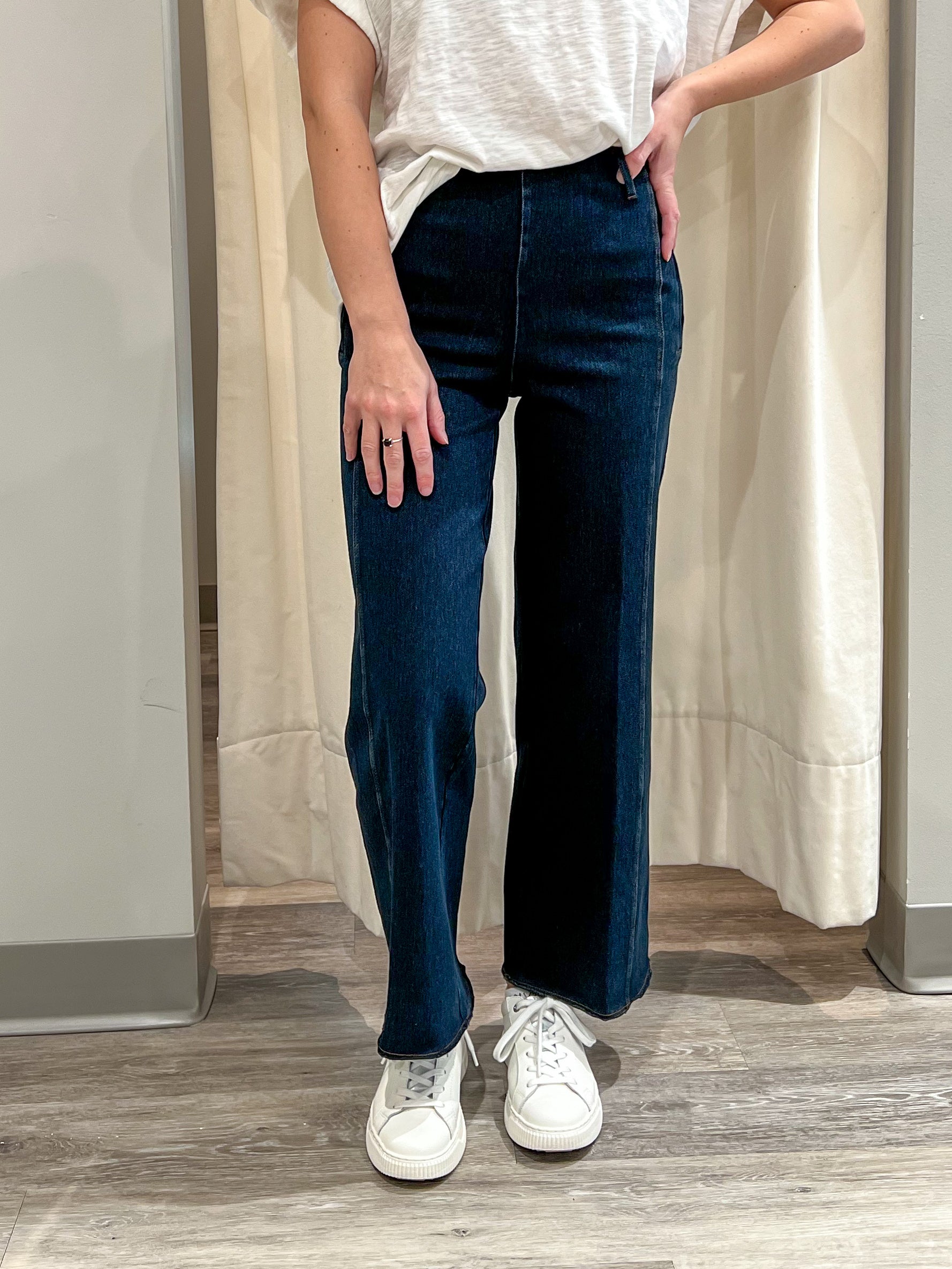 Mainstream Boutique Stillwater Women’s Wide Leg Crop Tummy Control Denim