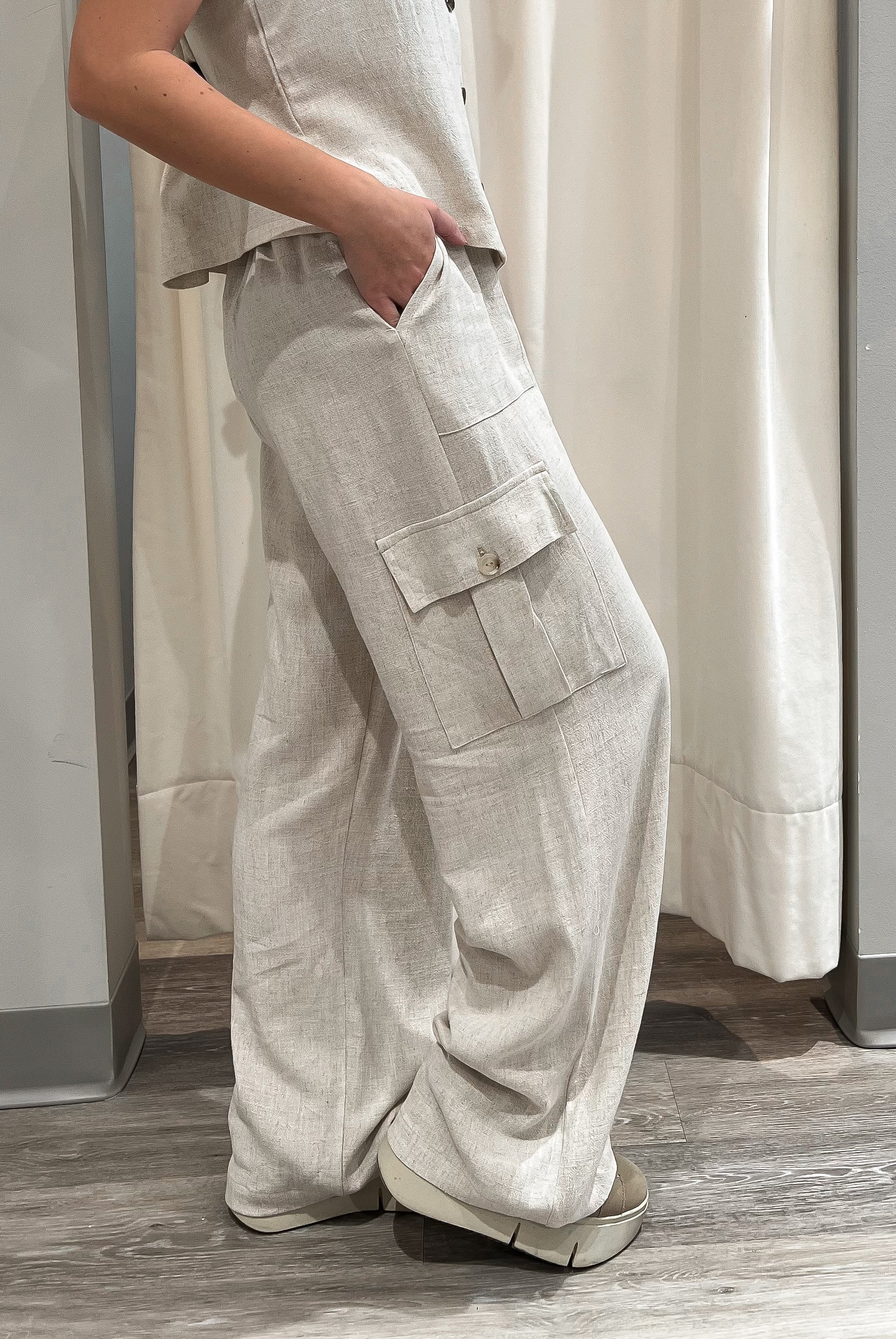 Mainstream Boutique Stillwater Women’s Linen Cargo Pant